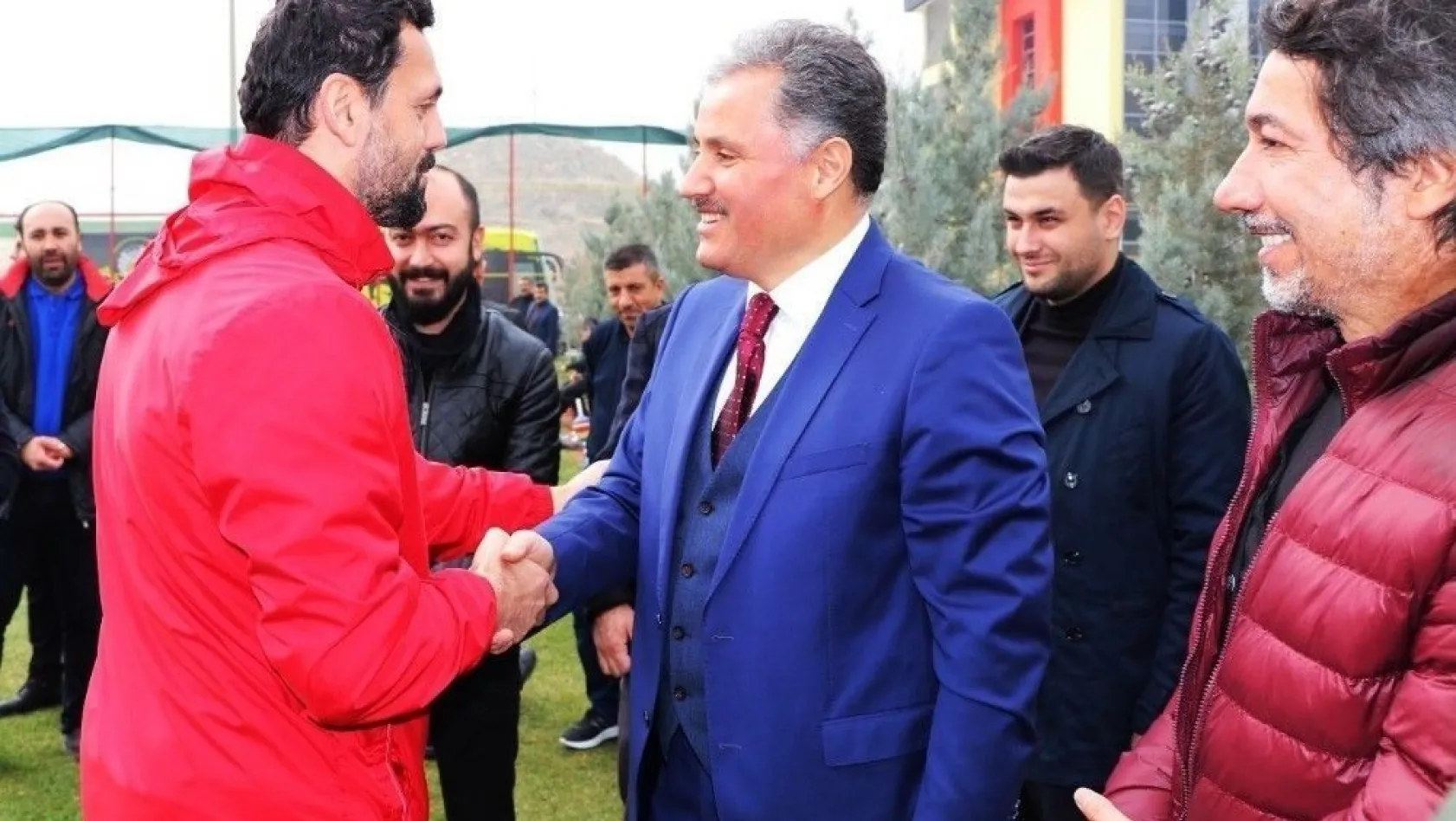 Ahmet Çakır'dan E.Yeni Malatyaspor'a Fenerbahçe morali
