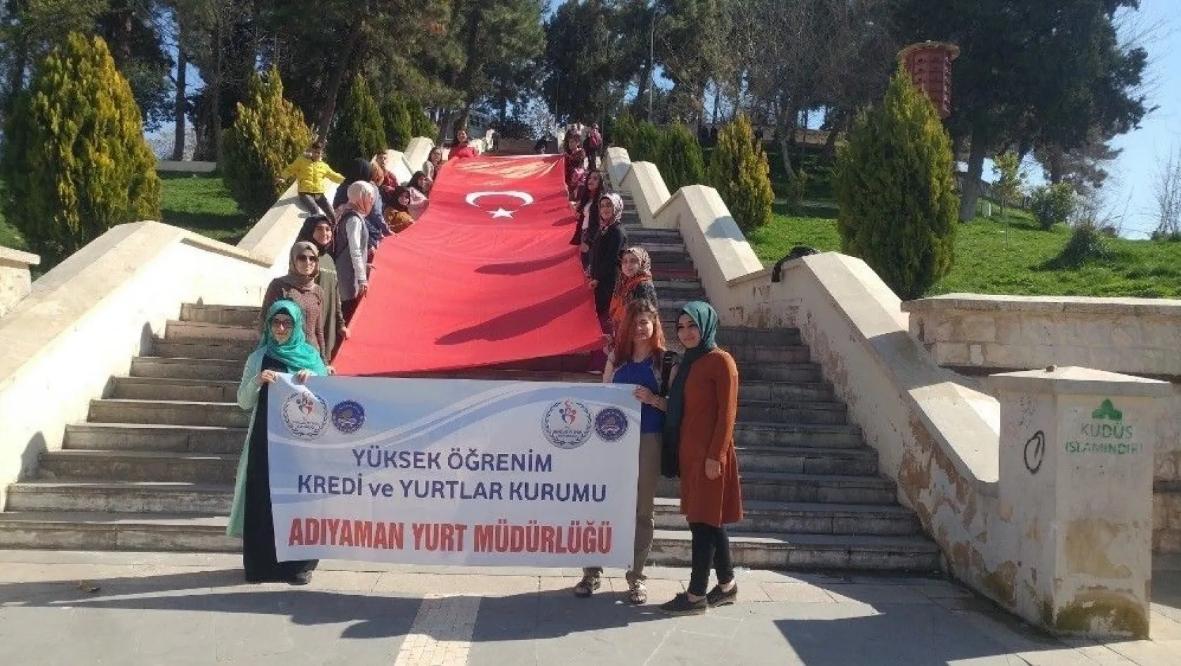 KYK öğrencileri Mehmet Akif Ersoy'u andı
