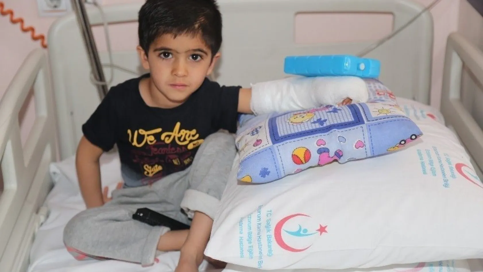 4 yaşında ki eli ters olan küçük Şiar sağlığına kavuştu
