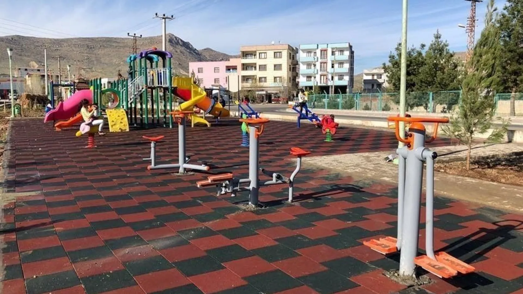 Hani'de hijyenik çocuk parkları
