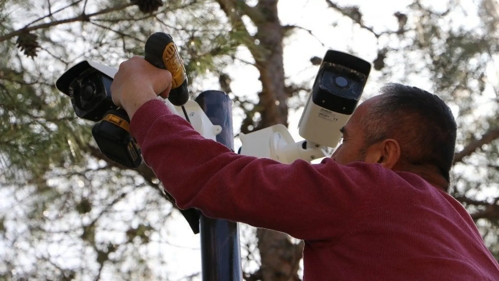 Çocuk parklarına güvenlik kamerası kampanyasına tam destek
