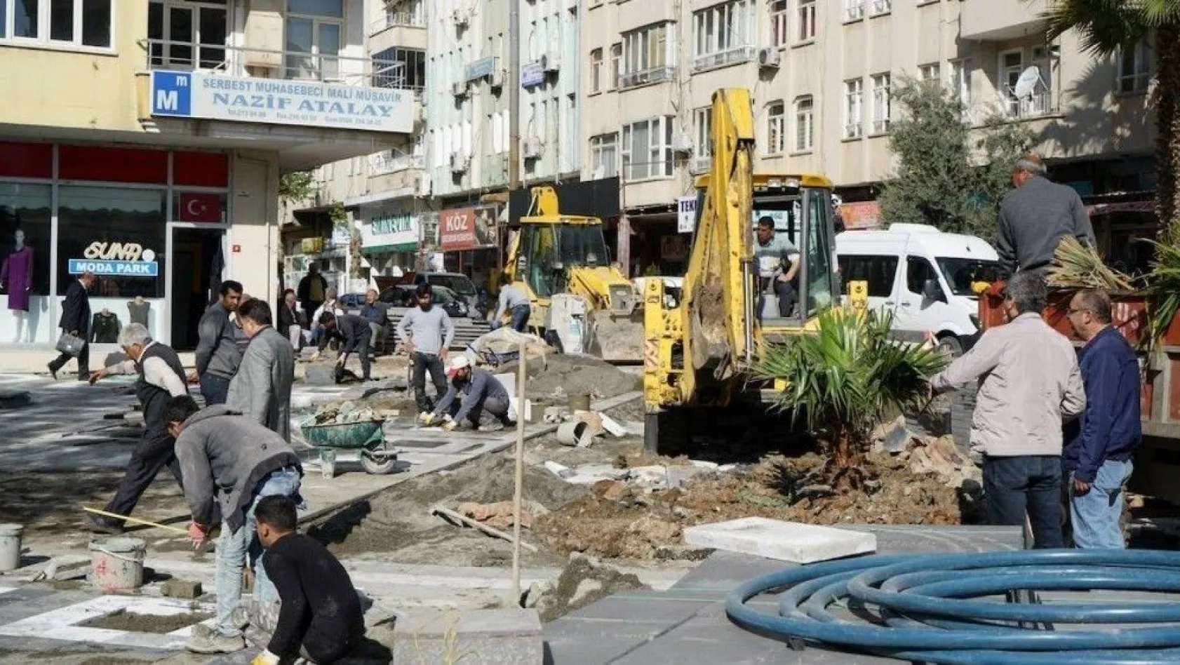 Filistin Caddesi yenileniyor
