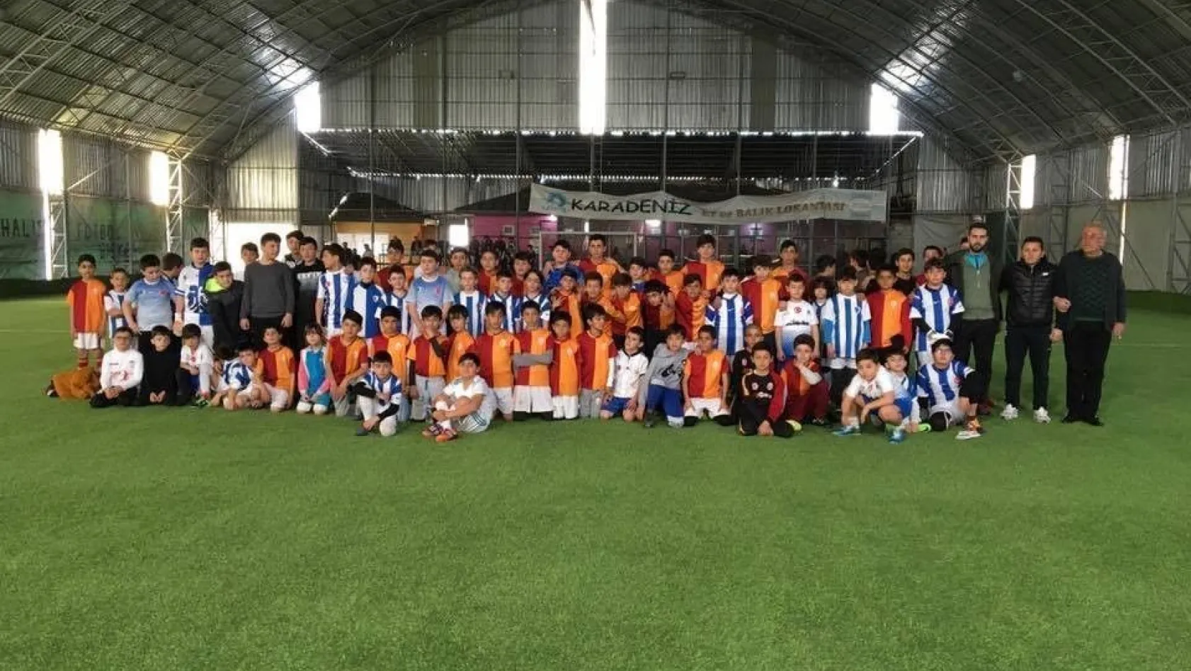 Palandöken Futbol Okulu'nda futbol şenliği
