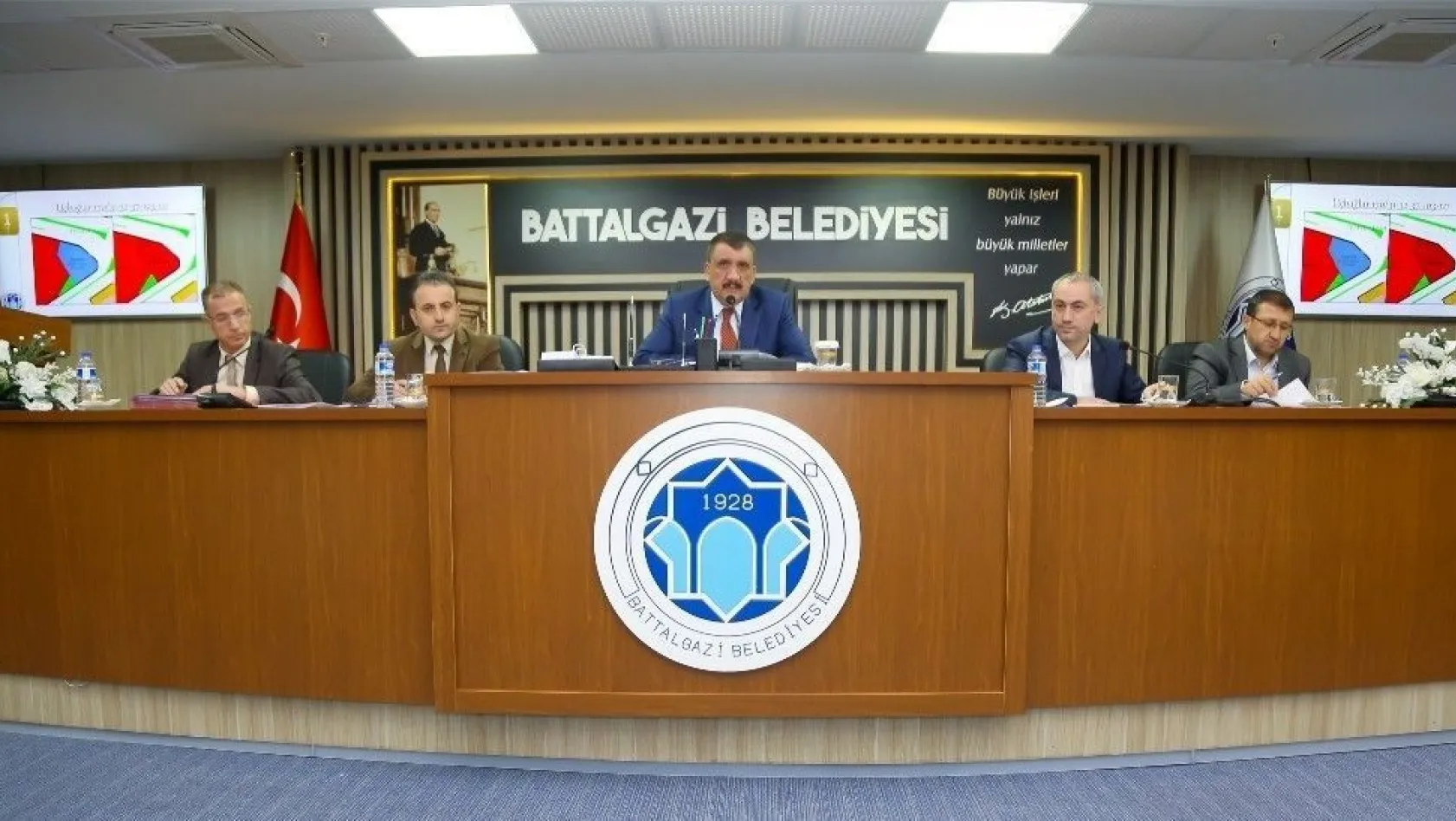 Battalgazi Belediye Meclisi, Nisan ayı olağan toplantısını yaptı
