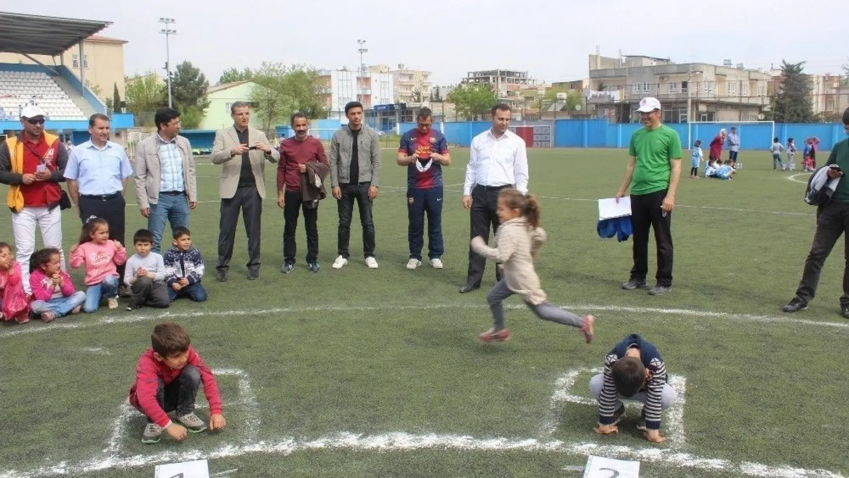 Kahta ilçesinde 'Geleneksel Çocuk Oyunları' şenliği düzenlendi
