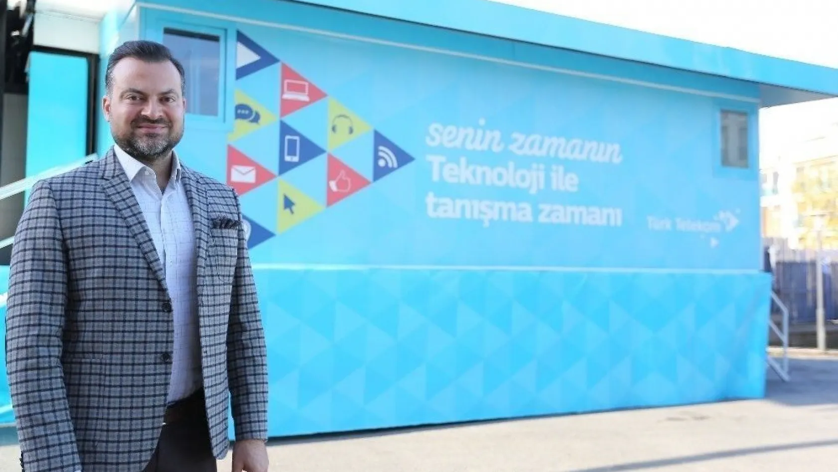 Türk Telekom Teknoloji Seferberliği'nin İlk durağı Erzincan oldu
