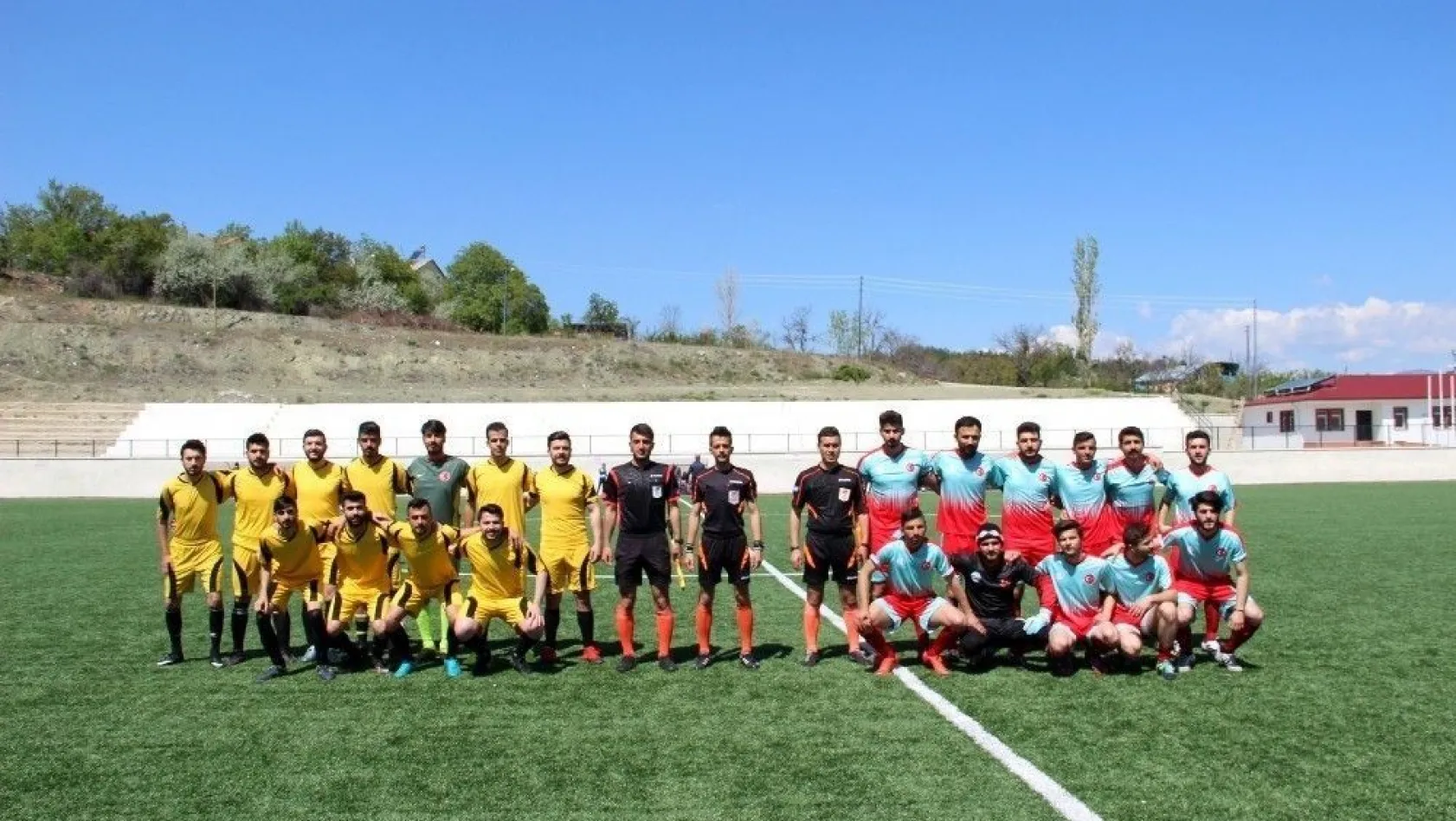 Suşehri'nde futbol turnuvası
