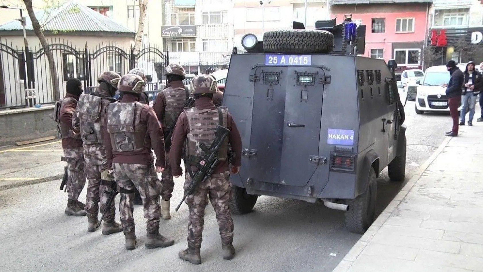 Erzurum'da dev uyuşturucu operasyonu
