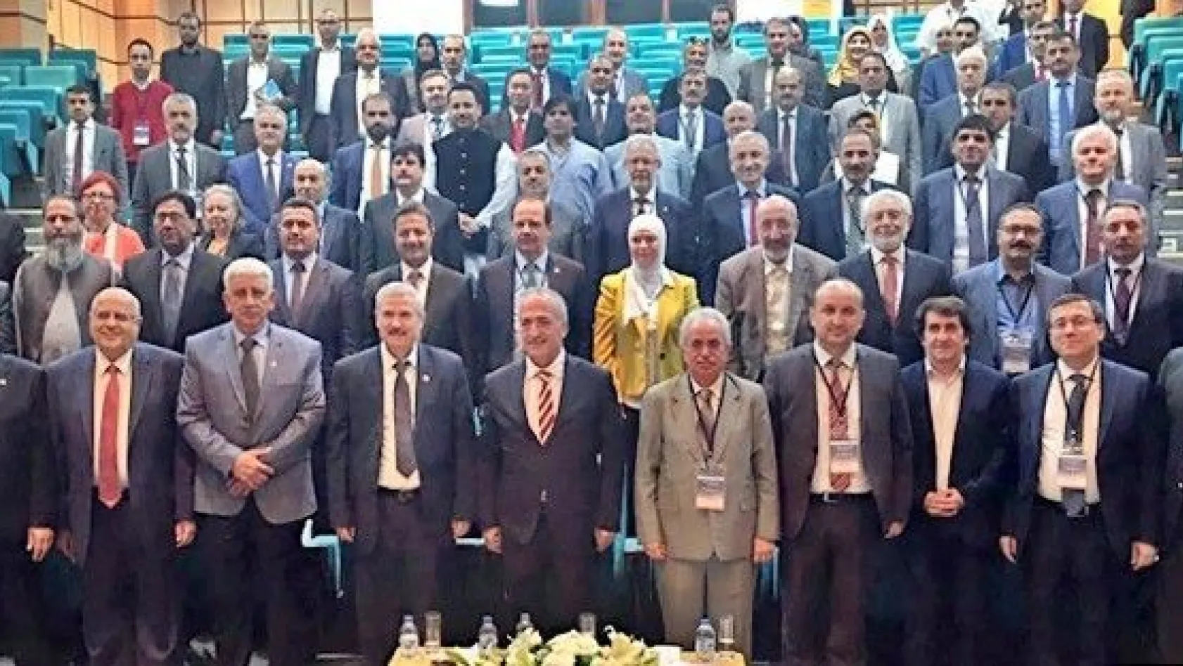 Rektör Çomaklı, Ürdün'de Gerçekleştirilen ESRUC 7. Olağan Toplantısına Katıldı
