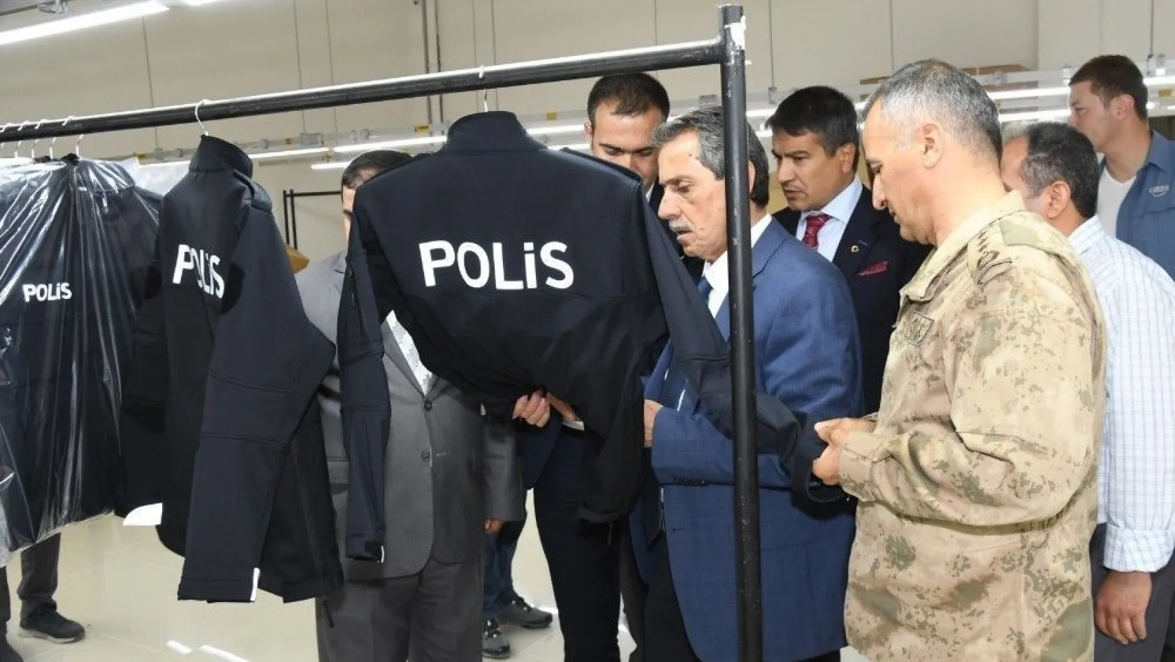 Türk Polis Teşkilatının üniformaları Adıyaman'da üretiliyor
