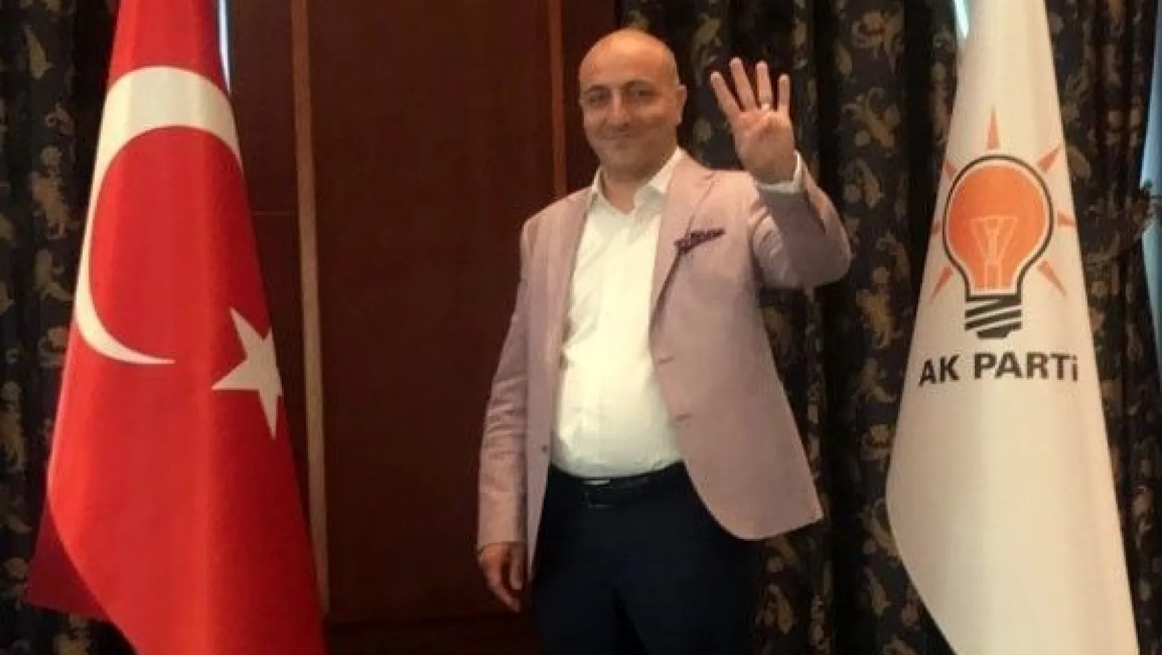 İşadamı Serkan Kasil AK Parti'den aday adayı oldu
