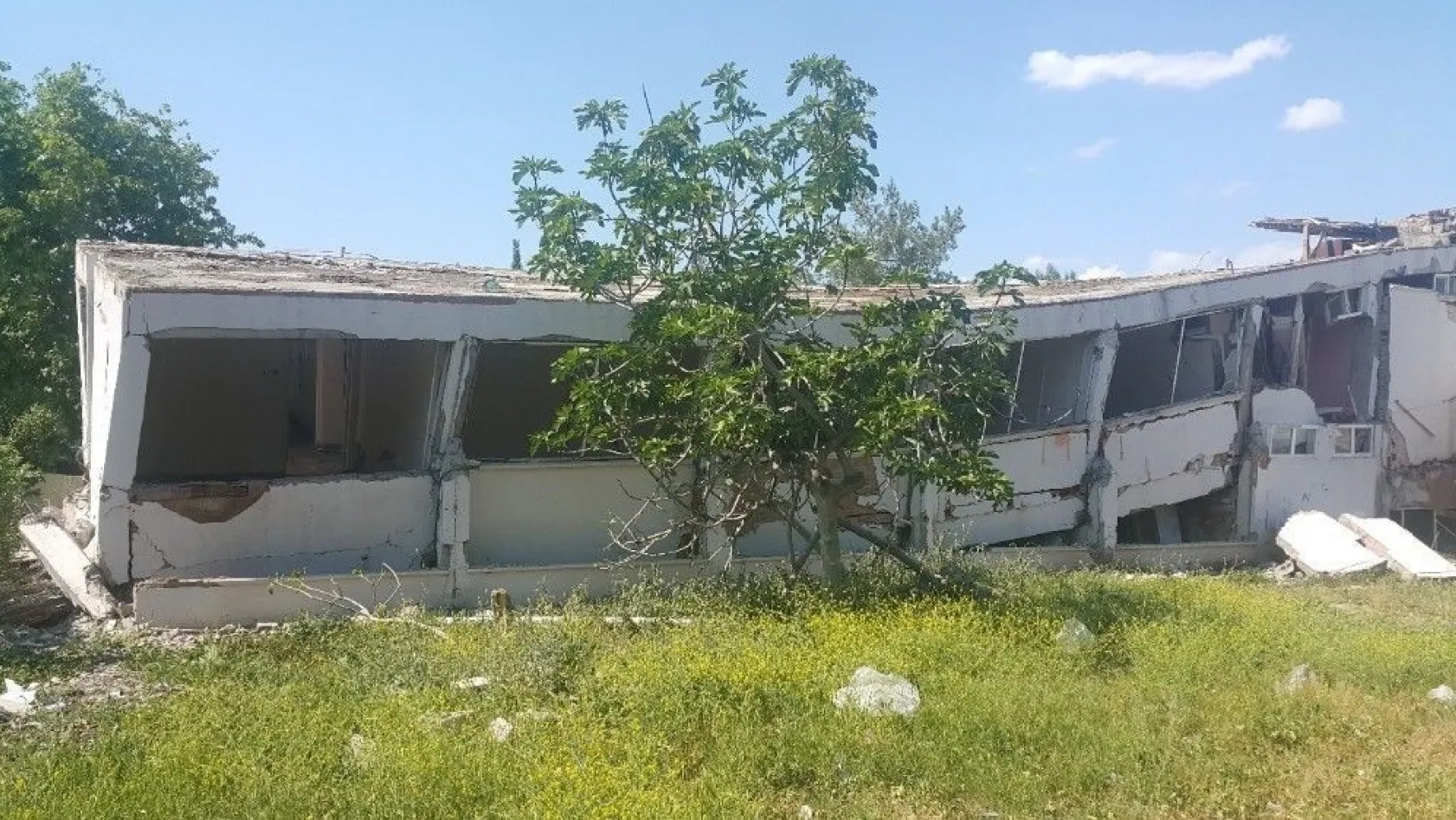 Samsat depremine ilişkin Adıyaman Üniversitesinin ön inceleme raporu açıklandı
