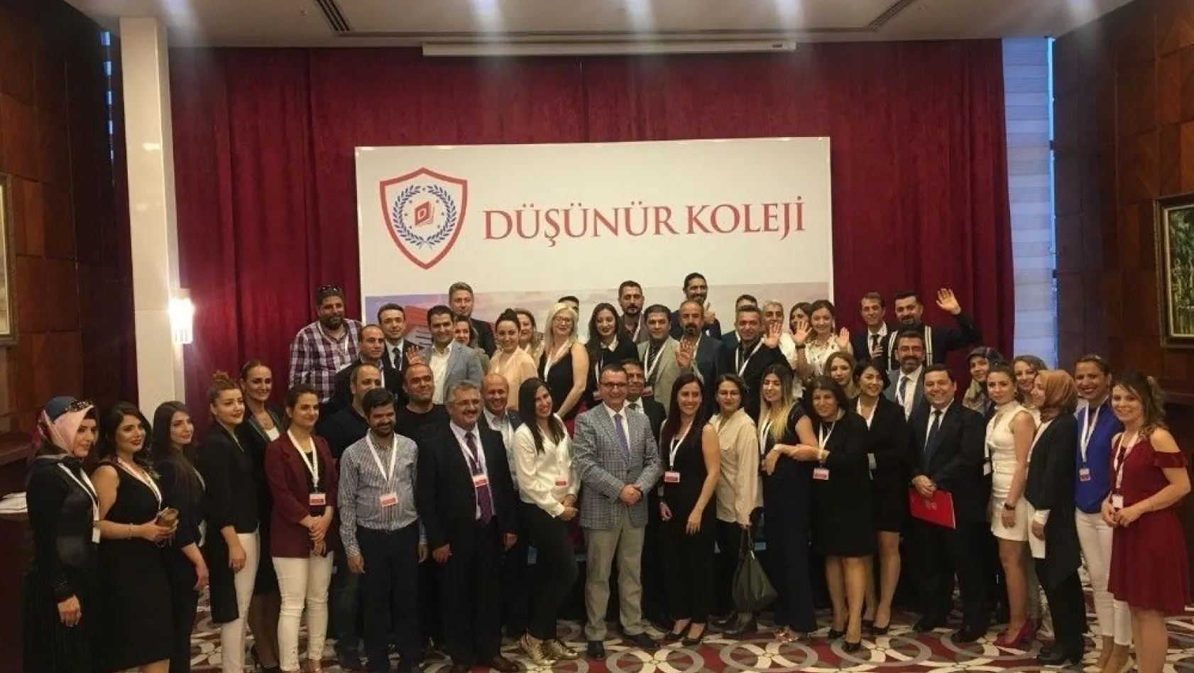 Düşünür Koleji Diyarbakır Kampüsü'nün tanıtım toplantısını yaptı
