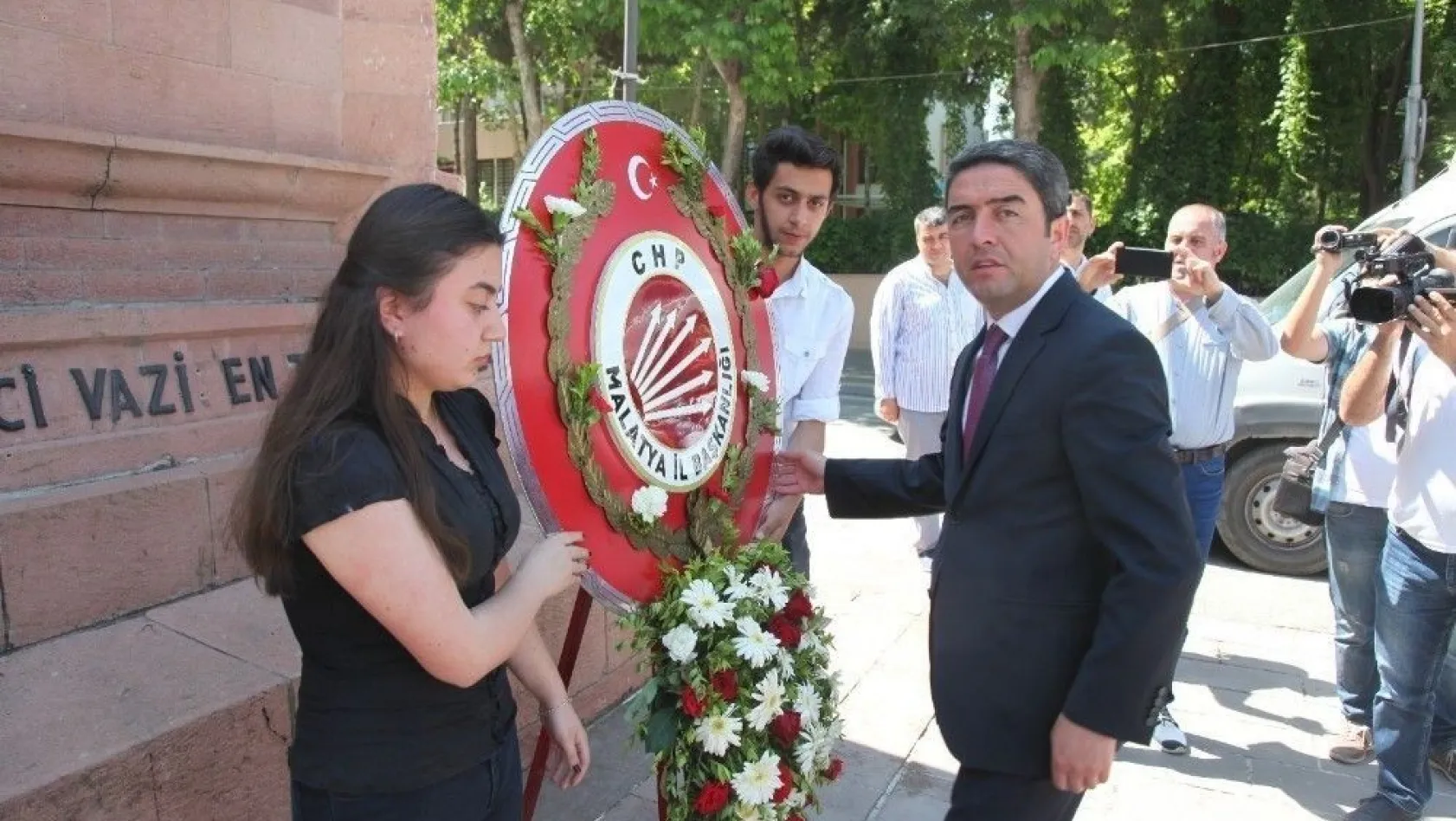 Malatya CHP 'den Atatürk 19 Mayıs kutlaması
