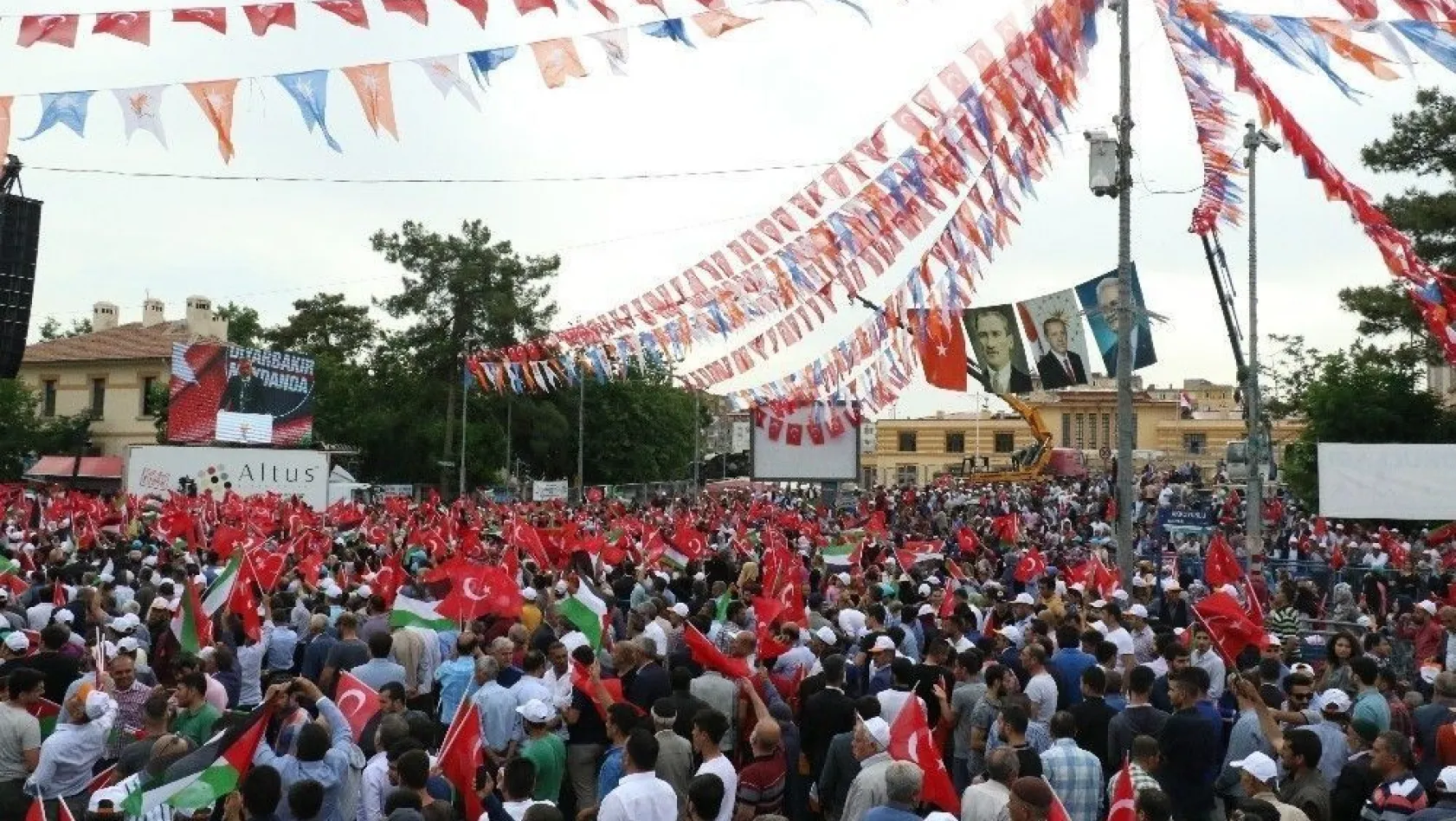 Başbakan Yıldırım Diyarbakır'da

