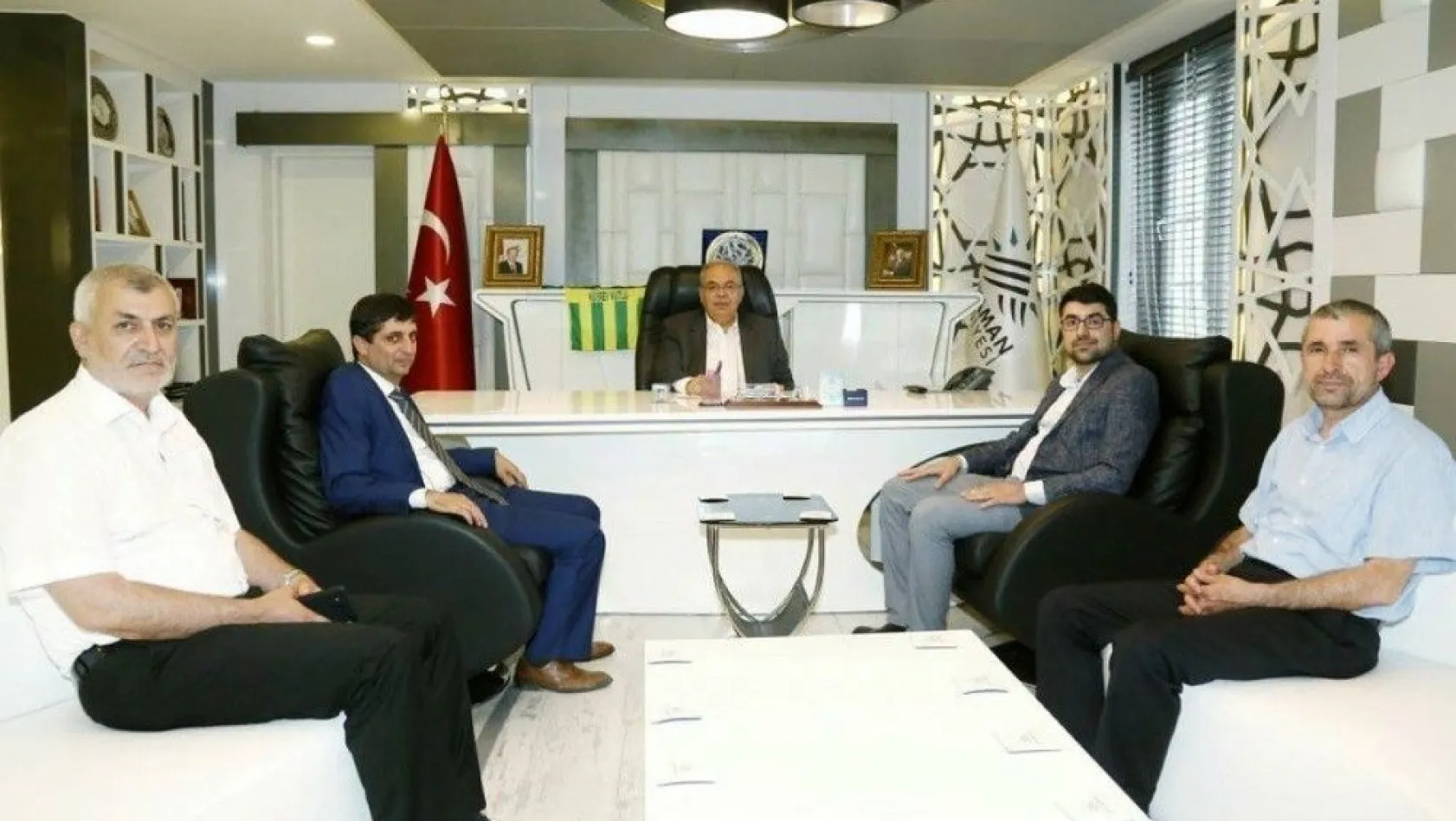 AK Parti Adıyaman Milletvekili Adayı Aslan'dan Başkan Kutlu'ya ziyaret
