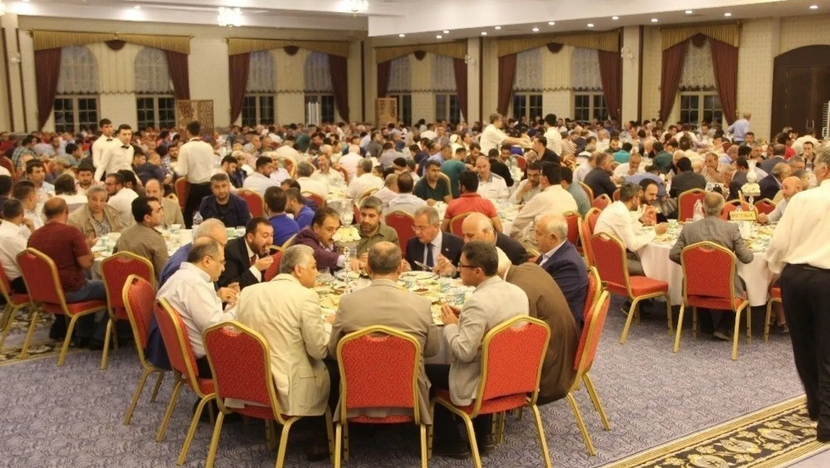 ERTV- ERSAN'ın geleneksel iftar programına yoğun katılım
