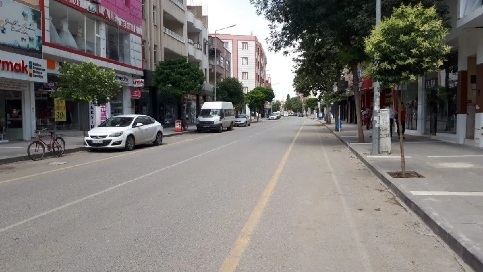 Adıyaman'da cadde ve sokaklar boş kaldı
