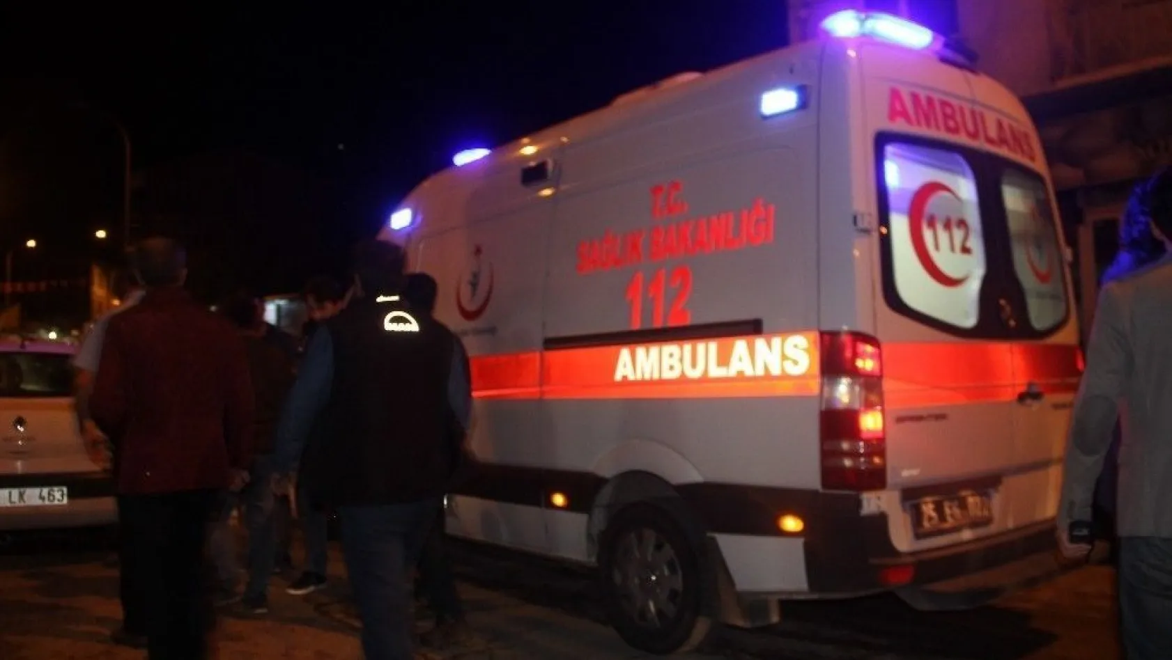 Erzurum'da 100 kişinin karıştığı kavgada 5 kişi yaralandı
