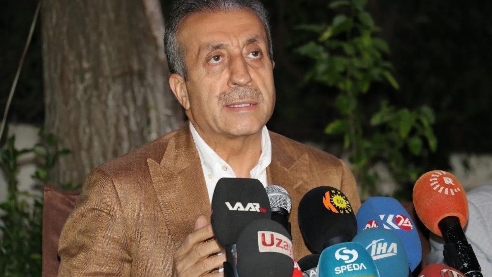 AK Parti Genel Başkan Yardımcısı Mehdi Eker: 'Erdoğan itiraz ettiği için hedef'
