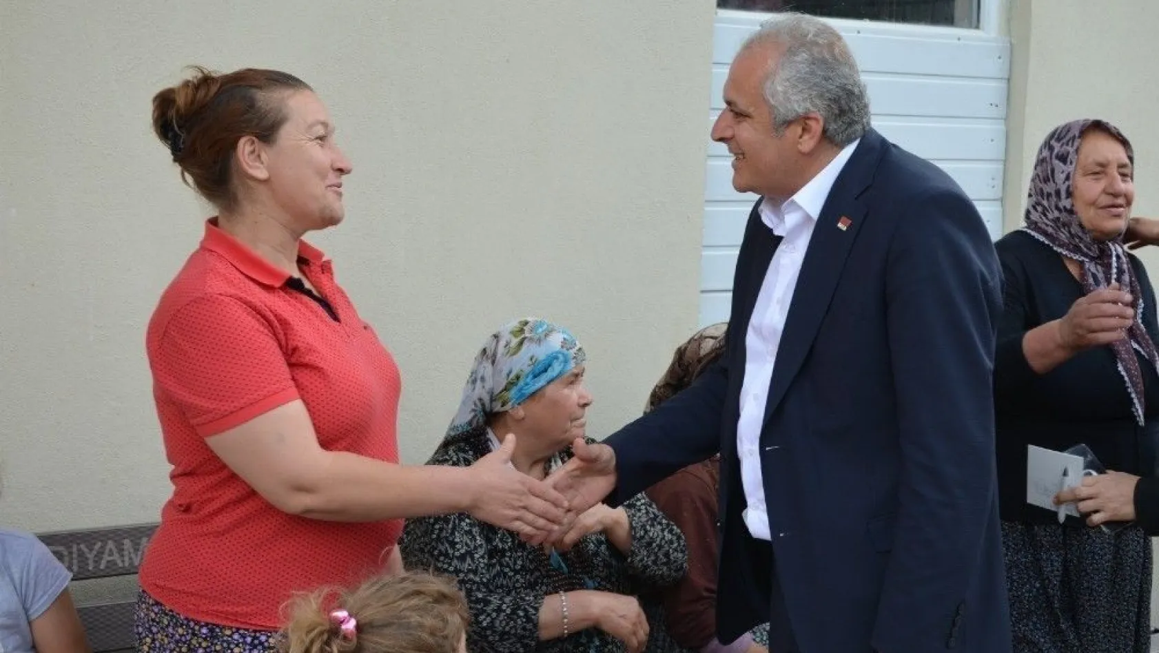 CHP Milletvekili Adayı Evli vatandaşlarla bir araya gelmeye devam ediyor
