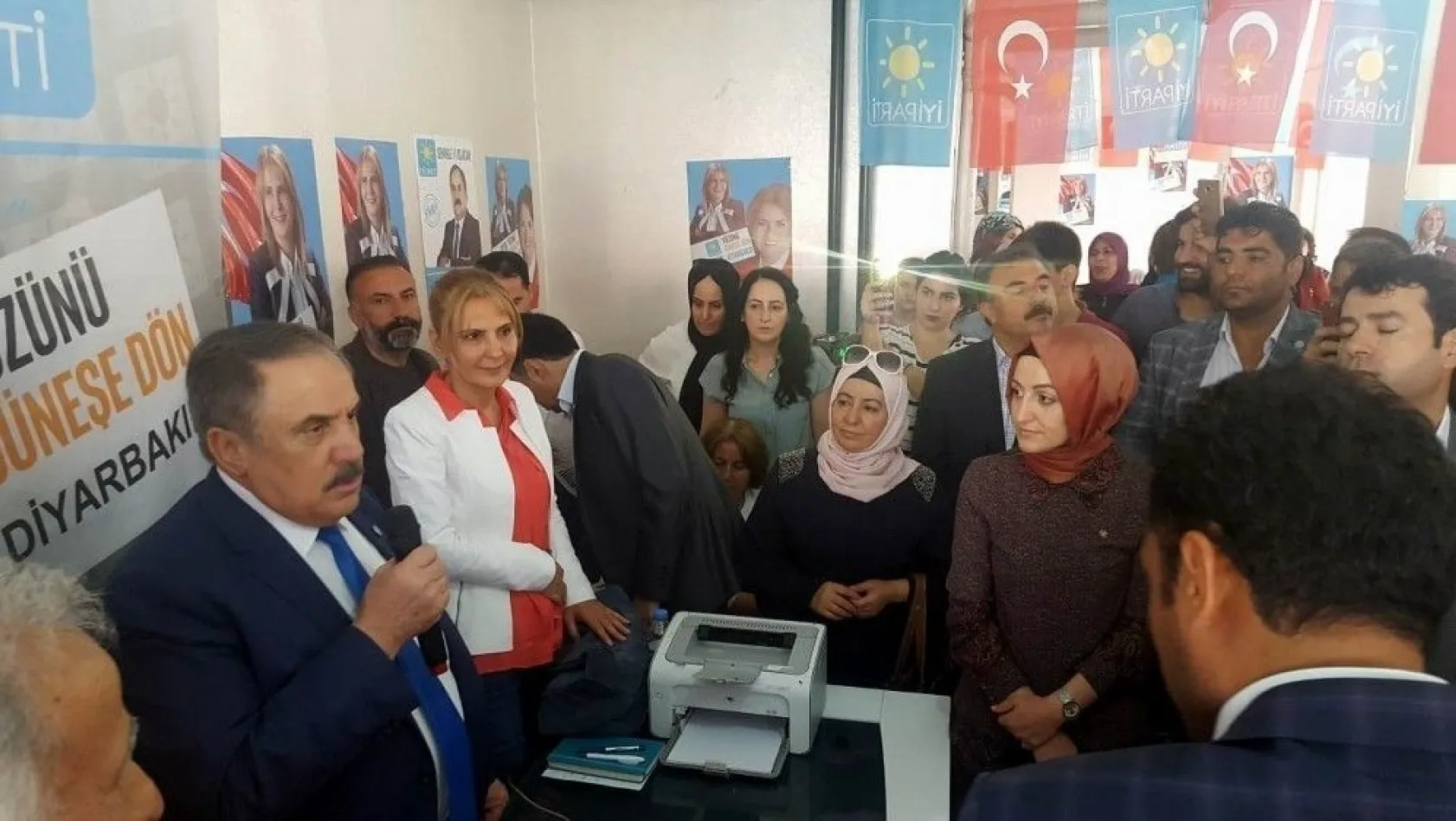 Ensarioğlu Bismil'de seçim bürosu açtı
