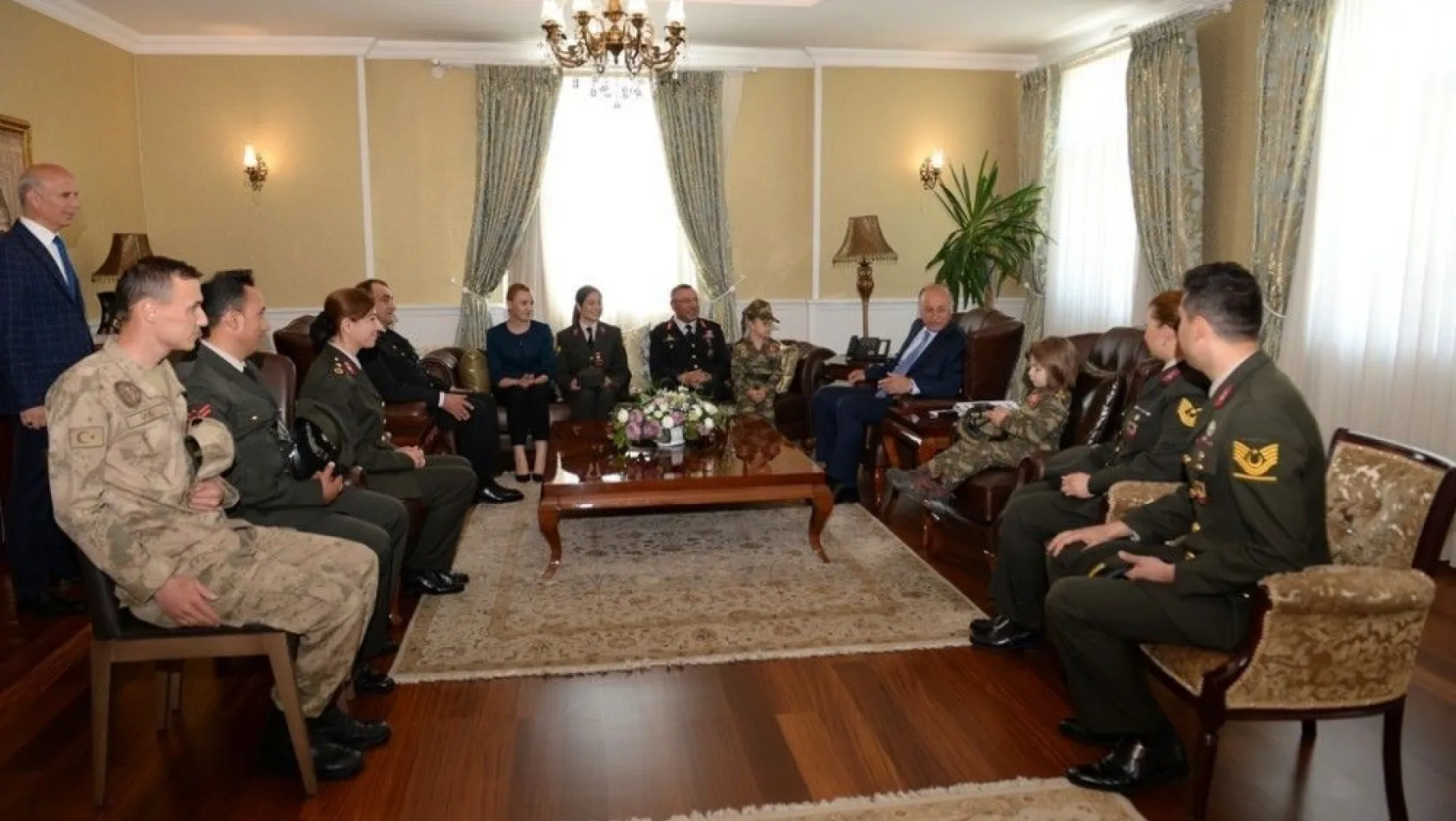 Jandarma Teşkilatından Vali Azizoğlu'na ziyaret
