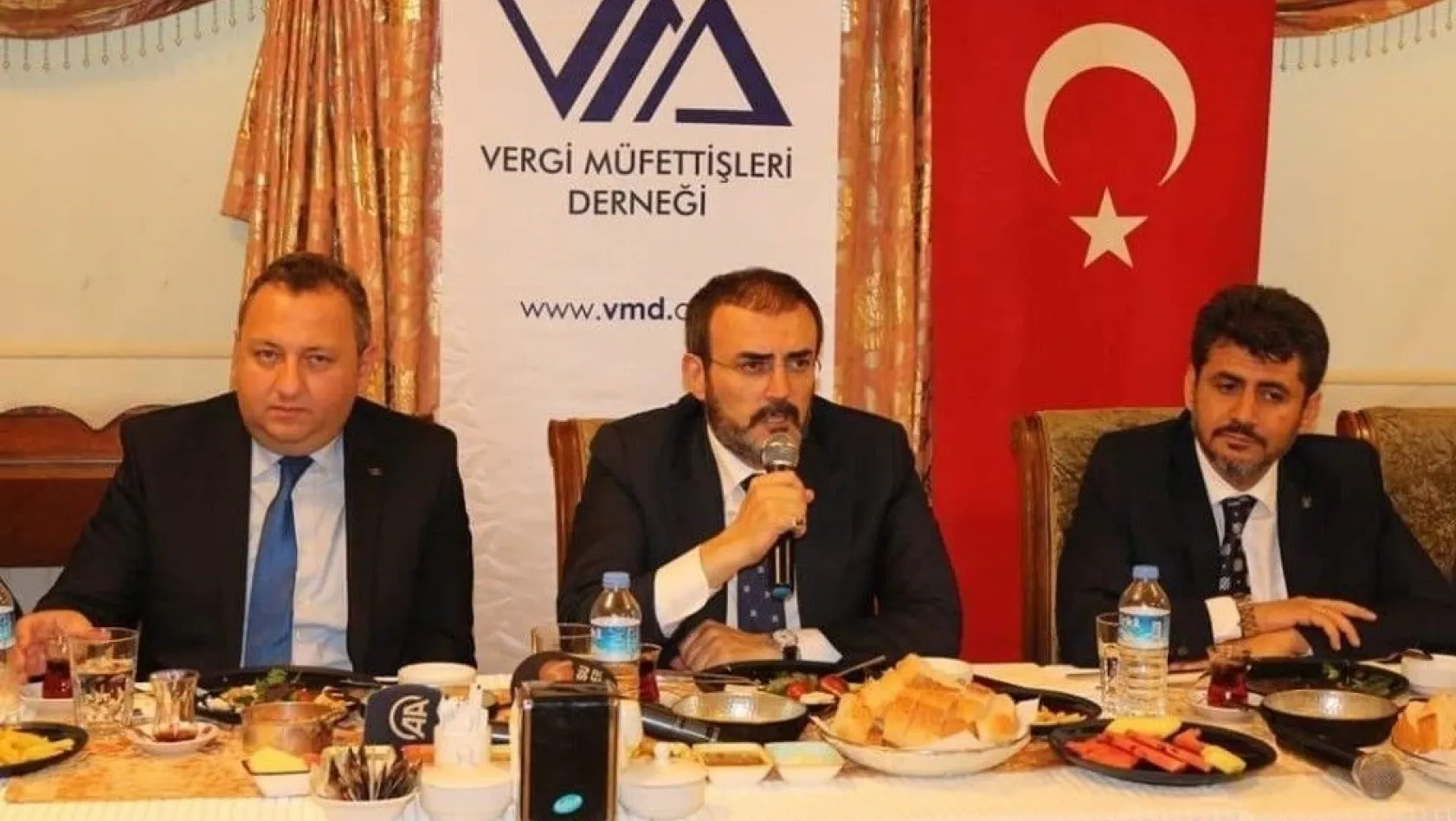 AK Parti Sözcüsü Ünal, VDK hakkında komisyona bilgi verecek
