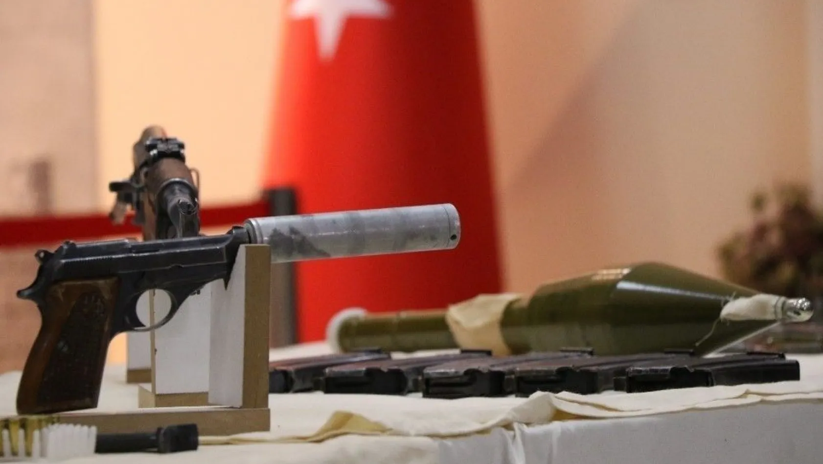 Diyarbakır'da suikast hazırlığındaki 5 terörist yakalandı