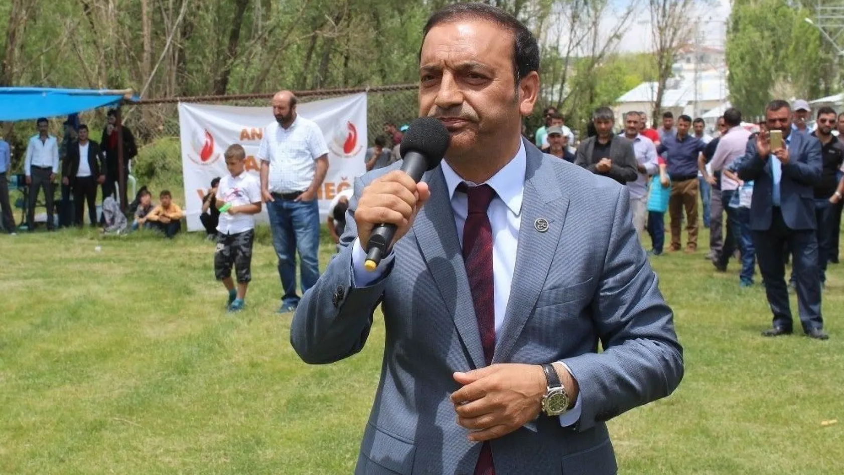 MHP Sivas Milletvekili adayı Özyürek'e büyük destek
