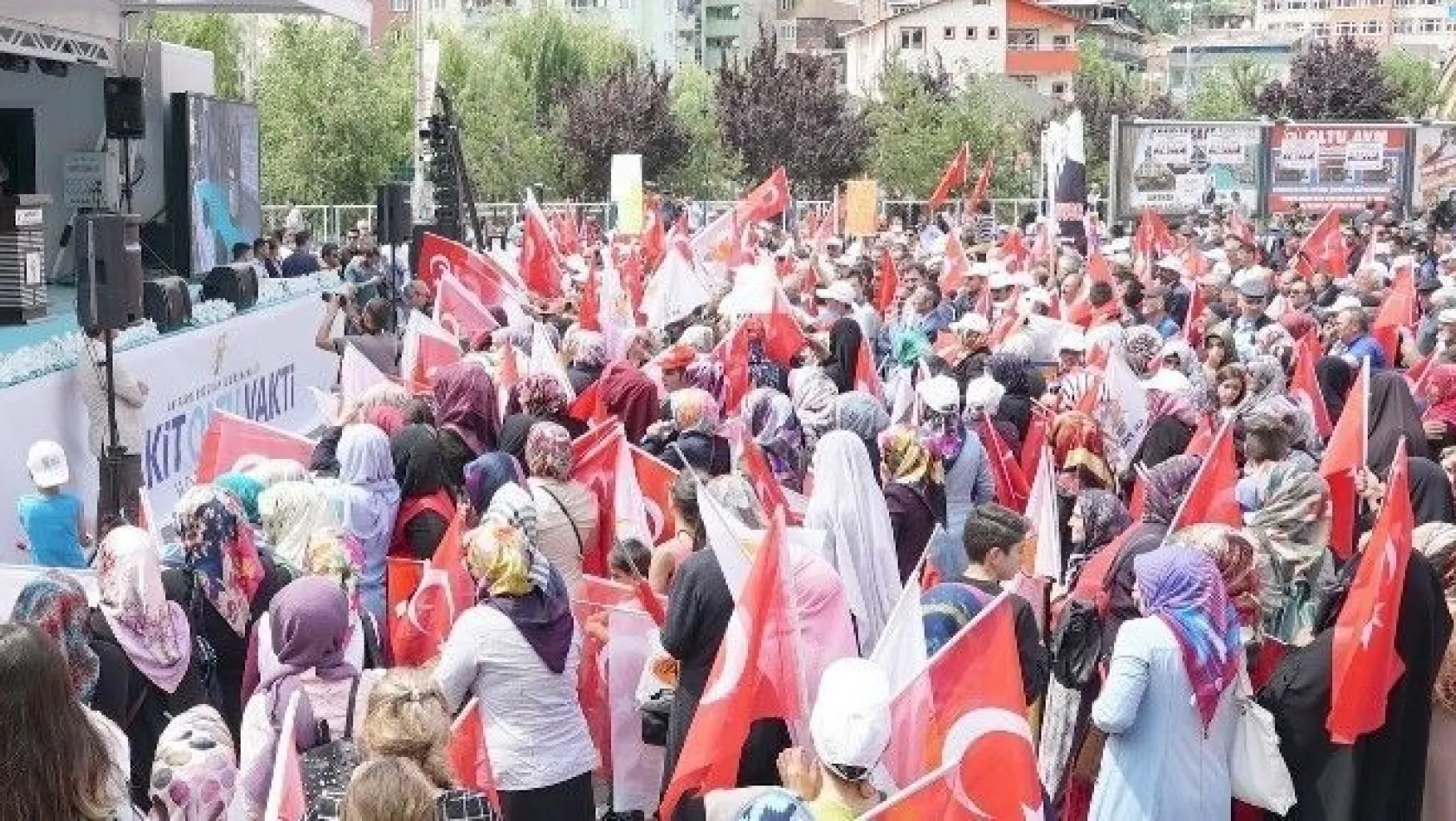 Başkan Öz: 'Erzurum 'Vatan ve İzzet' demektir, sandıkta gerekeni yapar'
