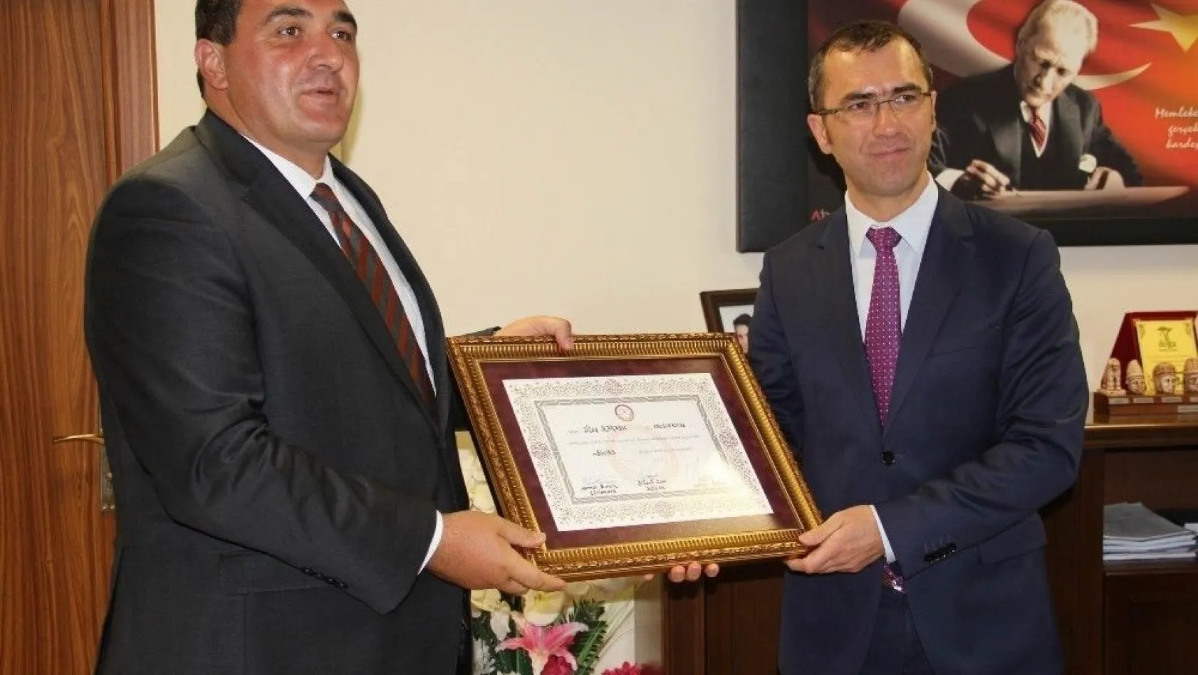 CHP Sivas Milletvekili Karasu mazbatasını aldı
