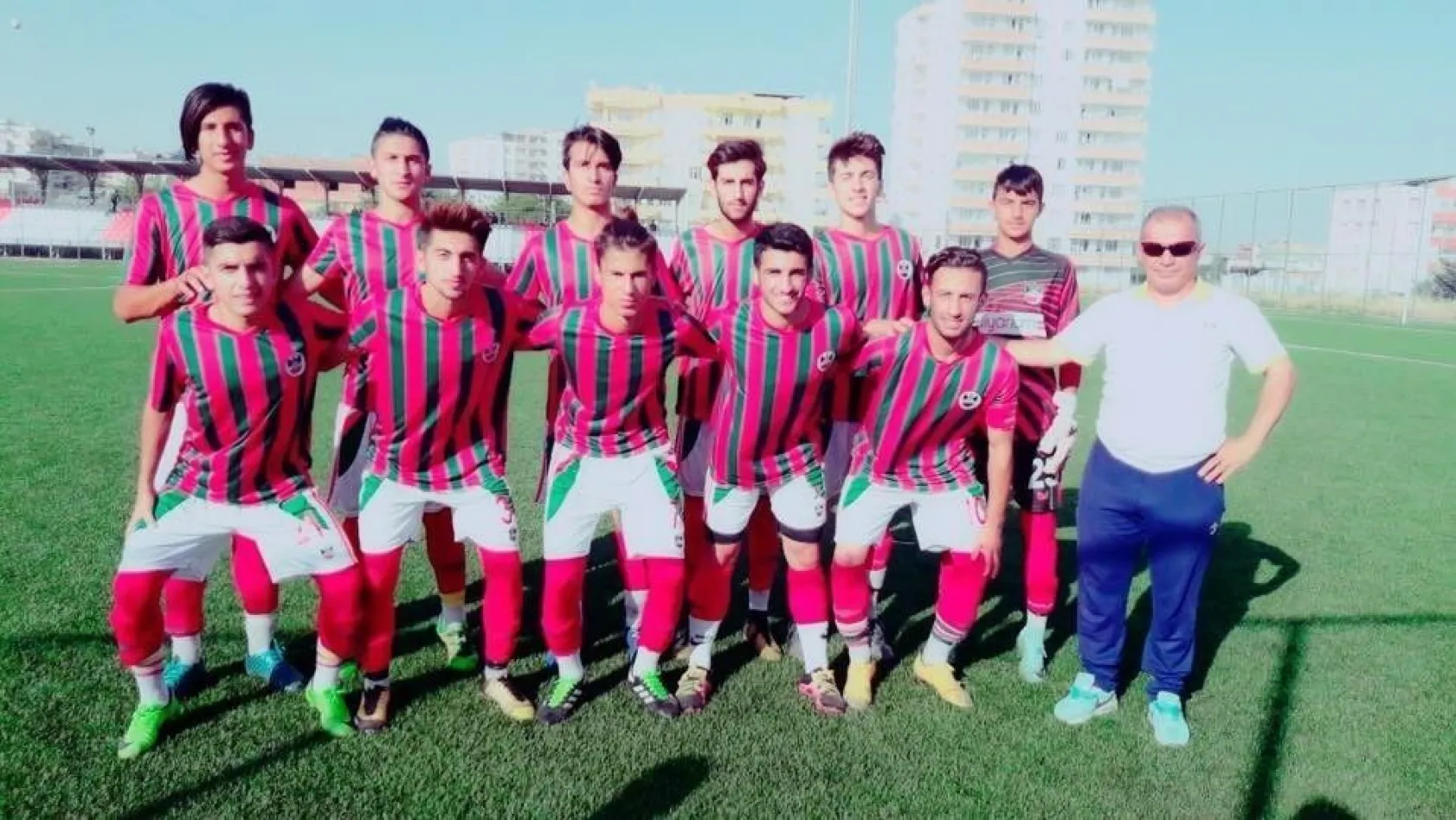 Diyarbekirspor, U19'da şampiyon oldu
