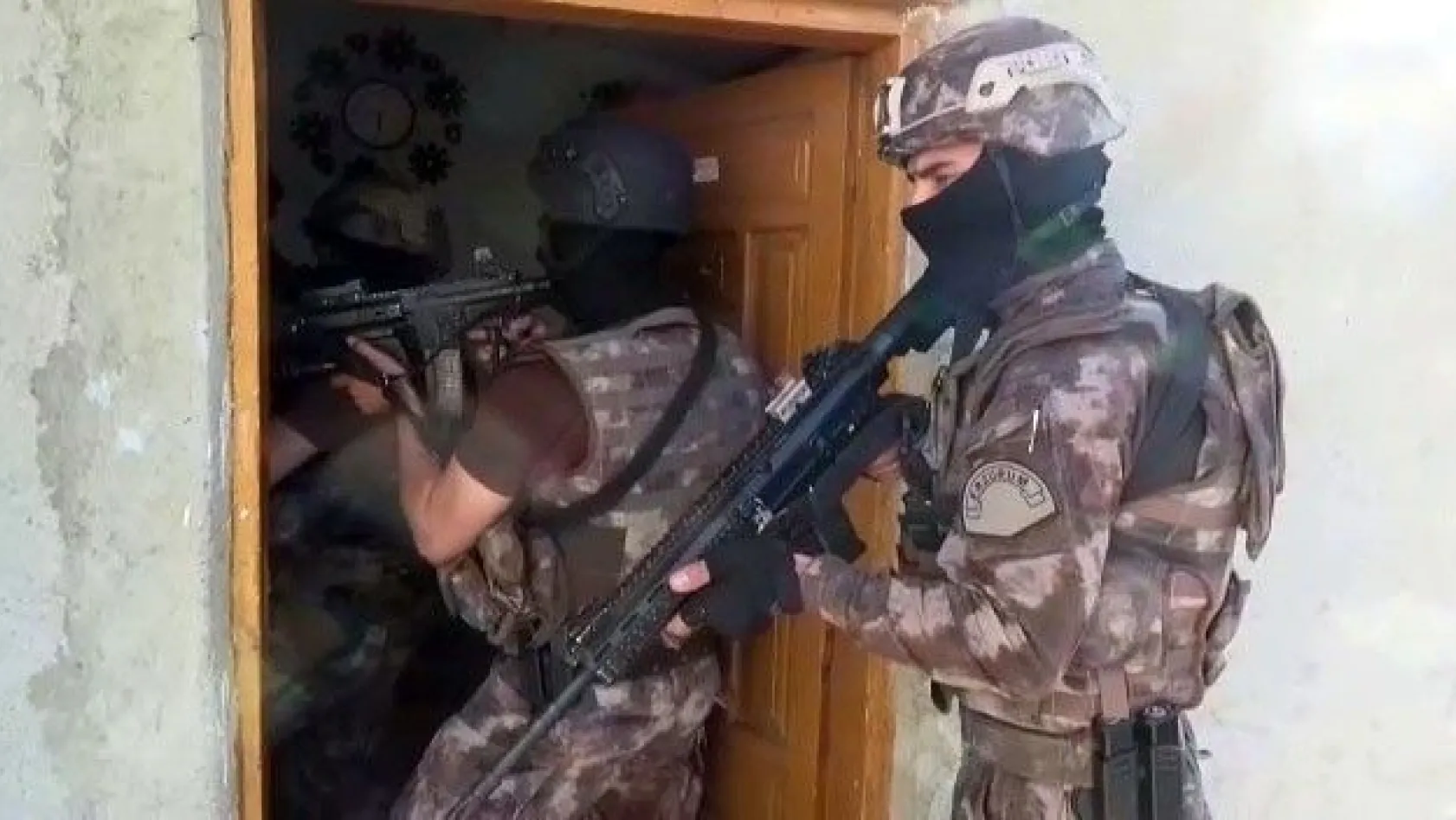Erzurum'da silah kaçakçılarına operasyon
