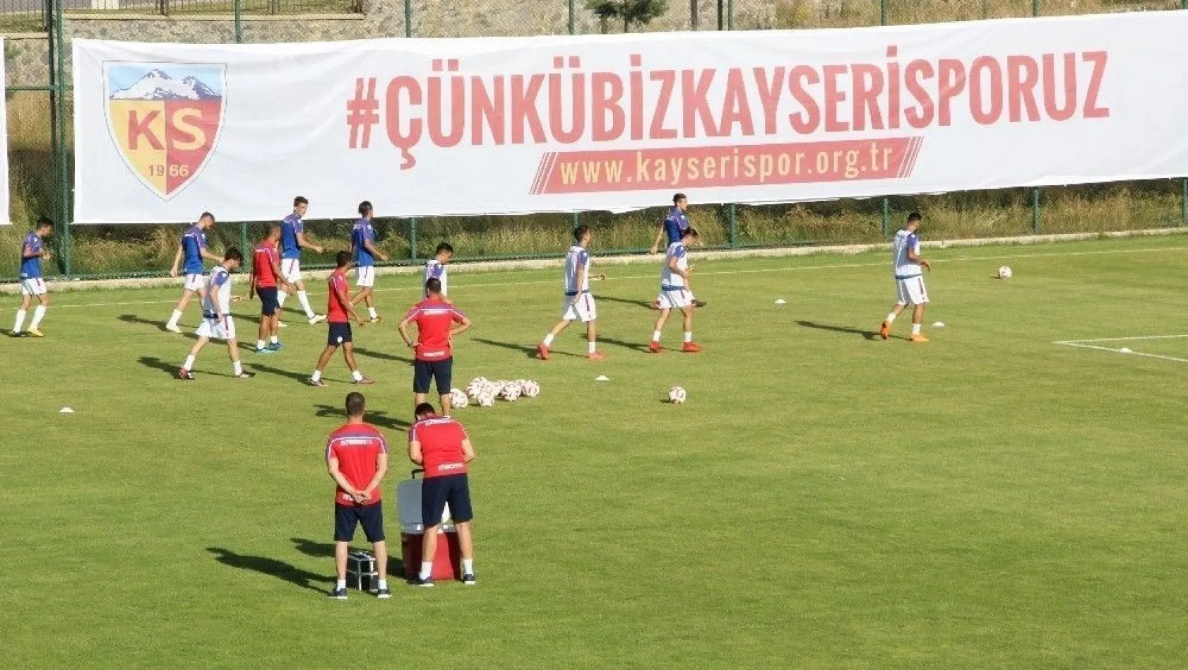 Kayserispor, hazırlık maçında Altınordu'yu 3-2 yendi
