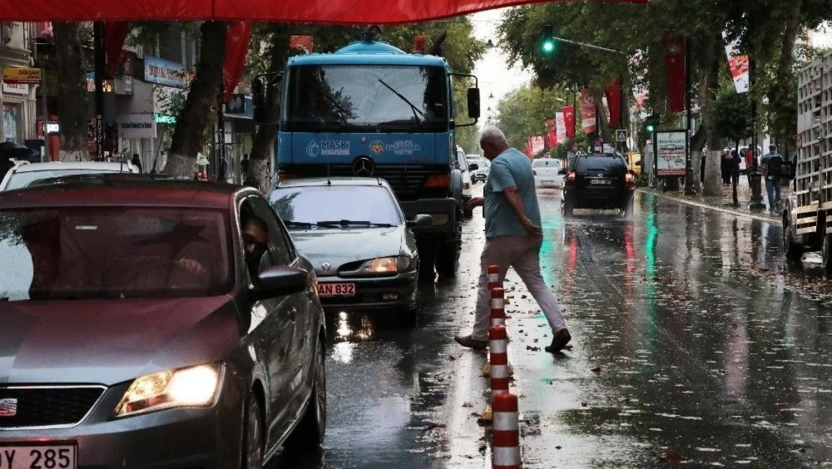 Şiddetli yağış Malatya'da etkili oldu
