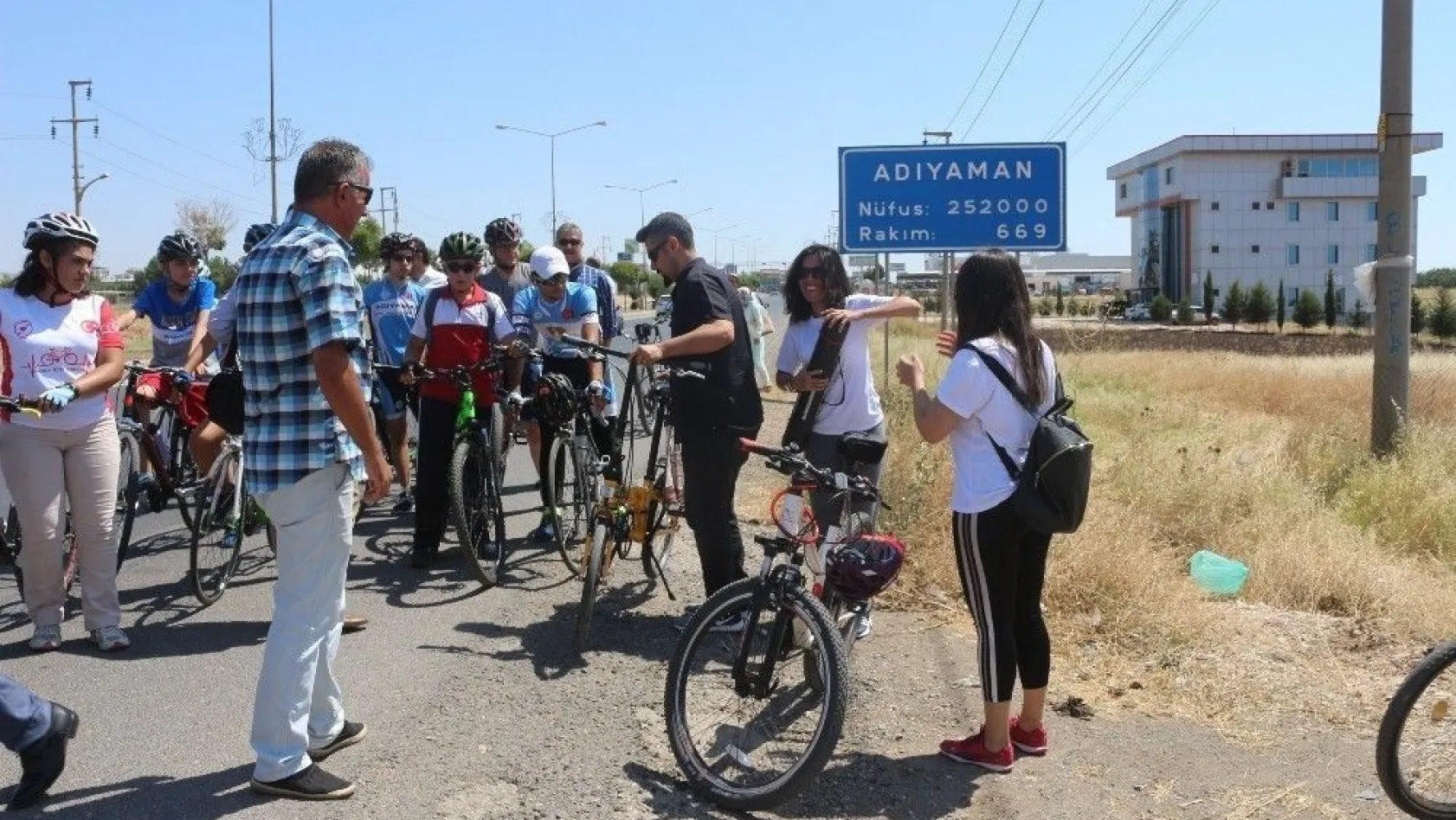 'Türk Kadının Zaferi Bisiklet Turu' Adıyaman'da
