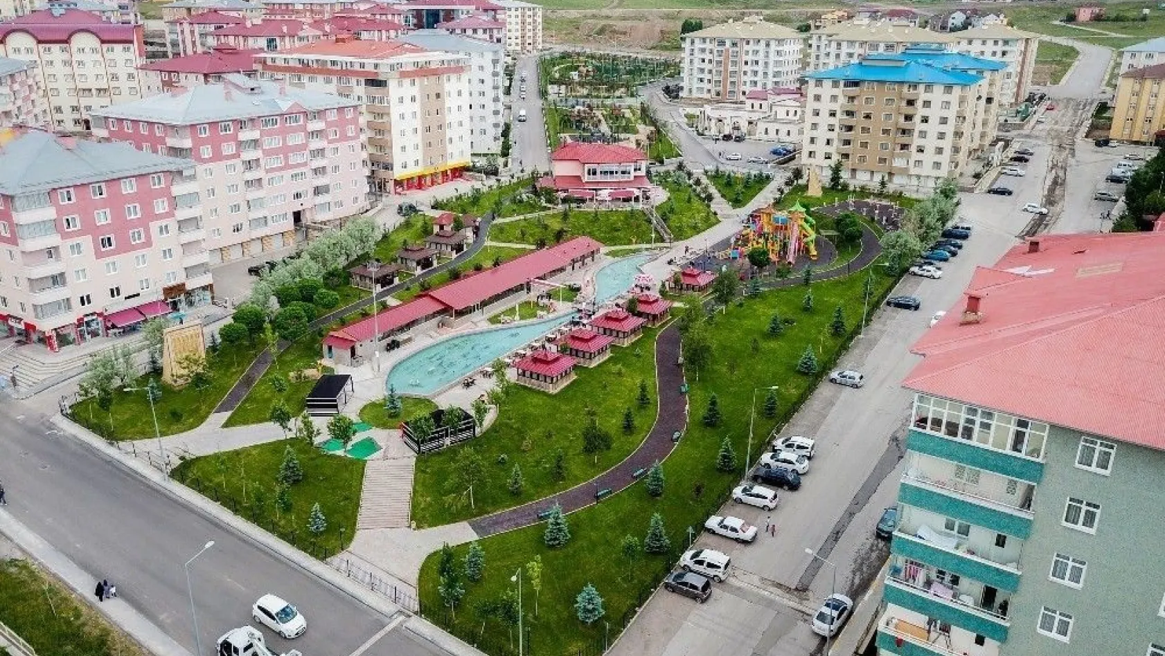 Palandöken Belediyesi 10 yılda 85'nci parkı açtı
