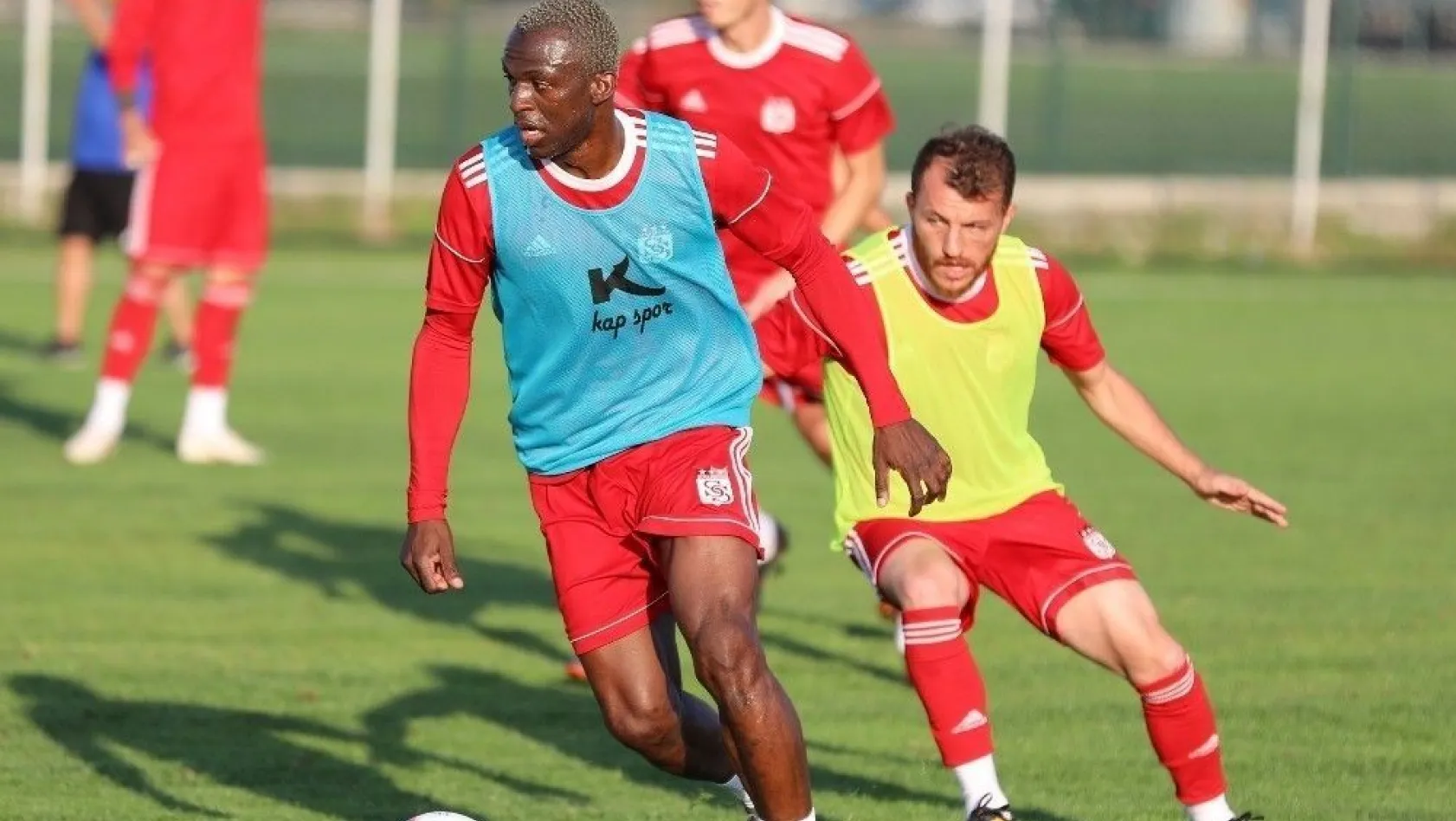 Demir Grup Sivasspor'da yeni sezon hazırlıkları
