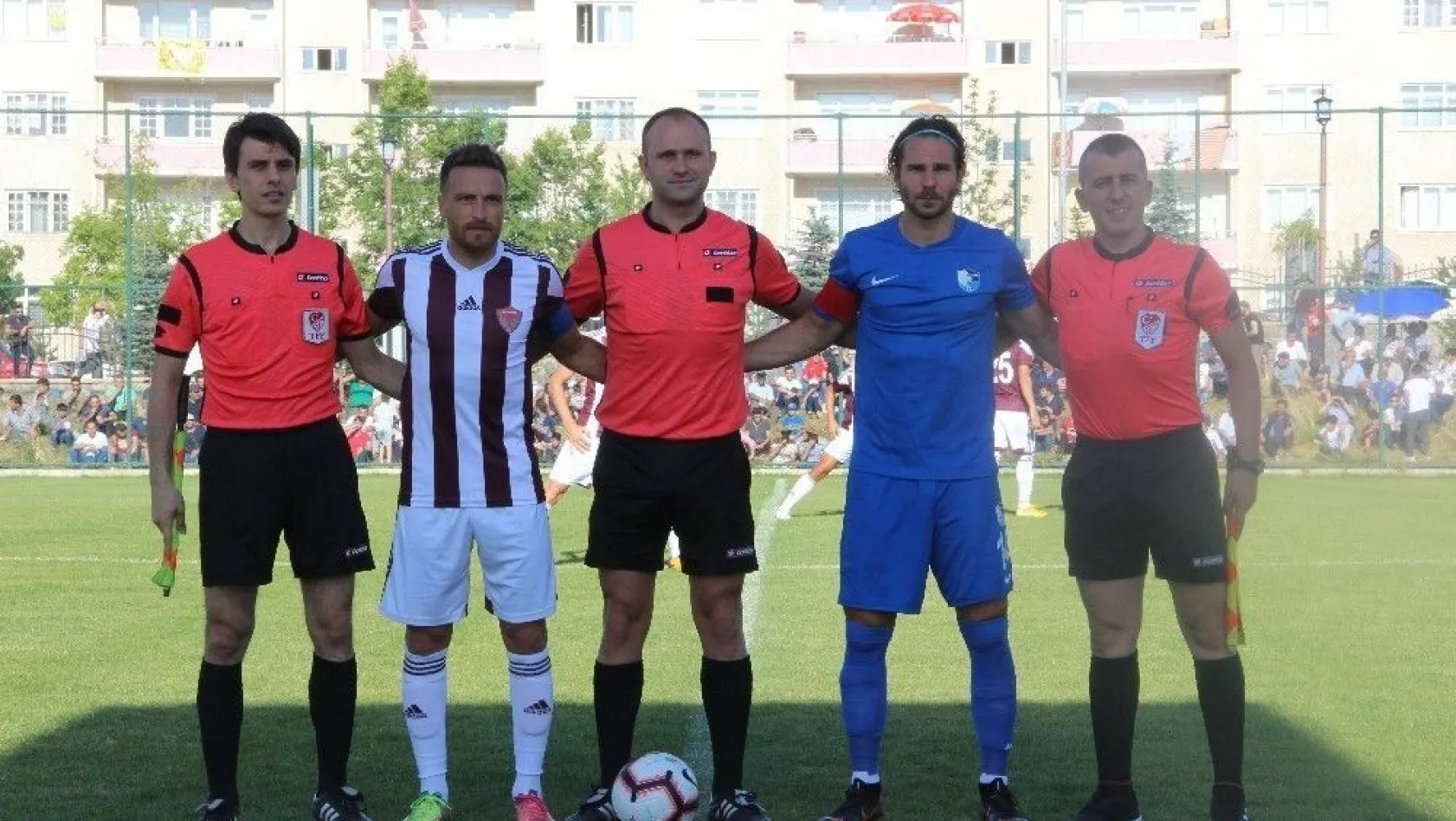 B.B. Erzurumspor hazırlık maçında Hataysporla golsüz berabere kaldı
