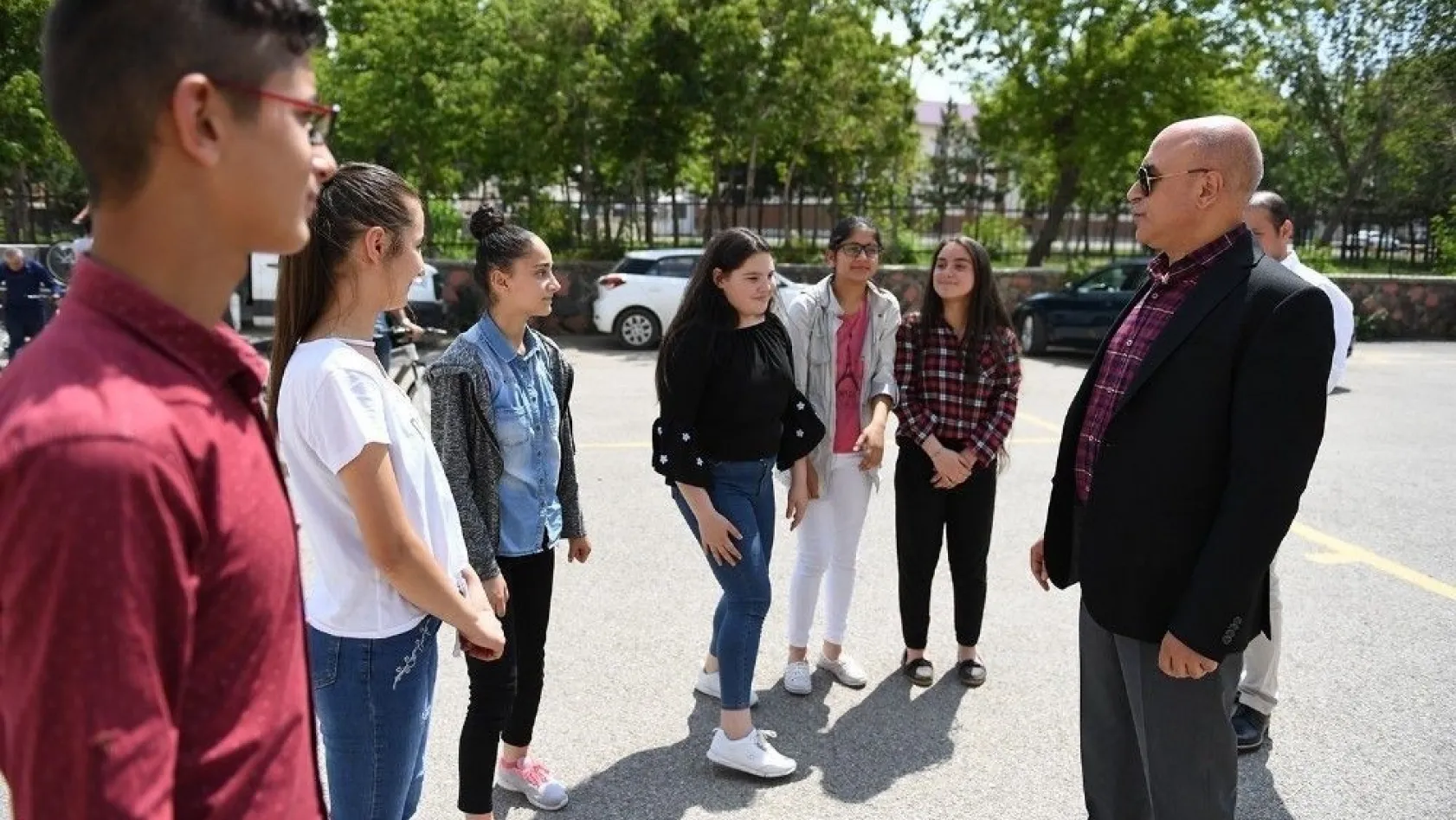 Başkan Ali Korkut'tan öğrencilere tatil sürprizi
