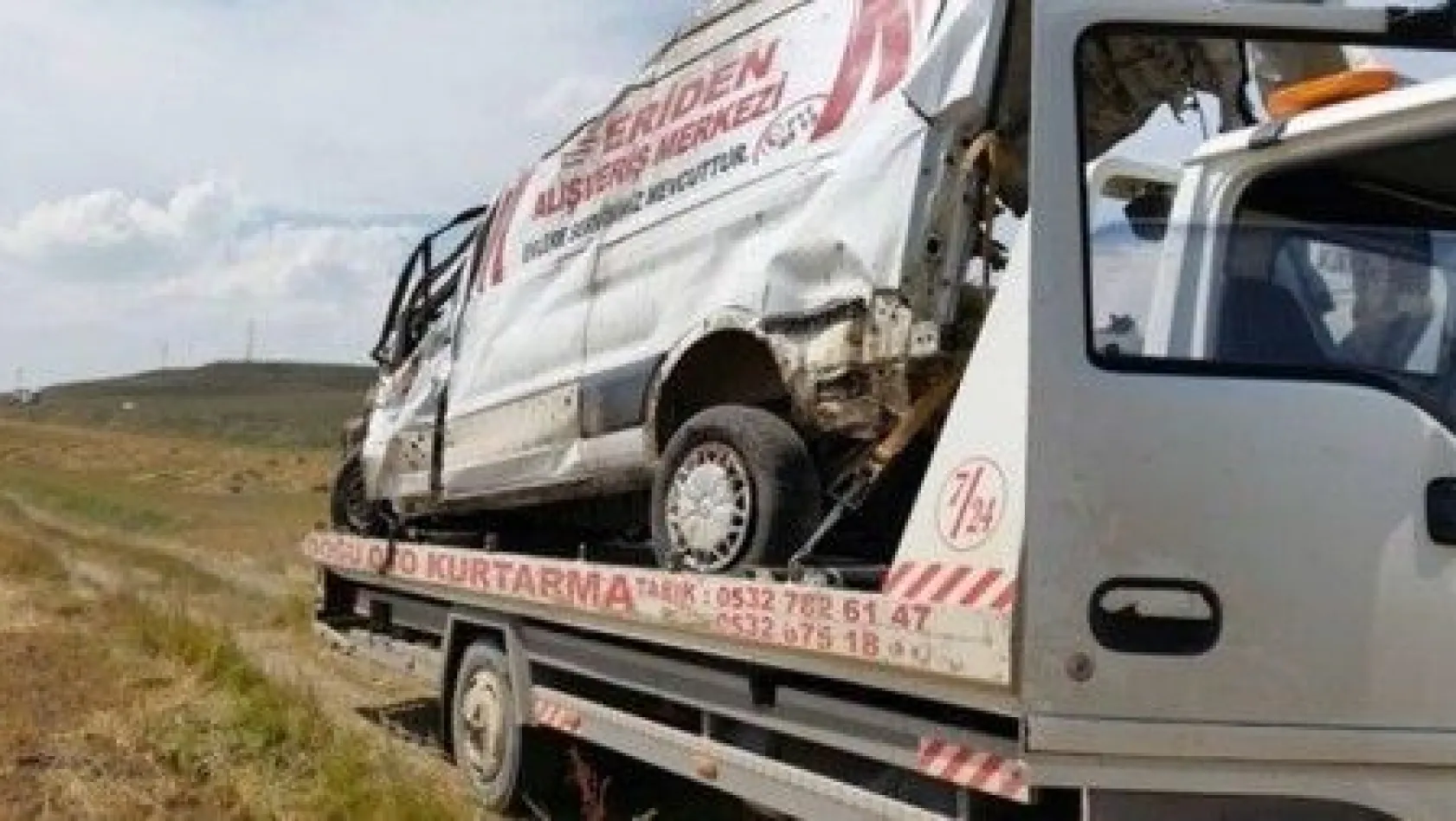 Horasan'ı yasa boğan trafik kazası
