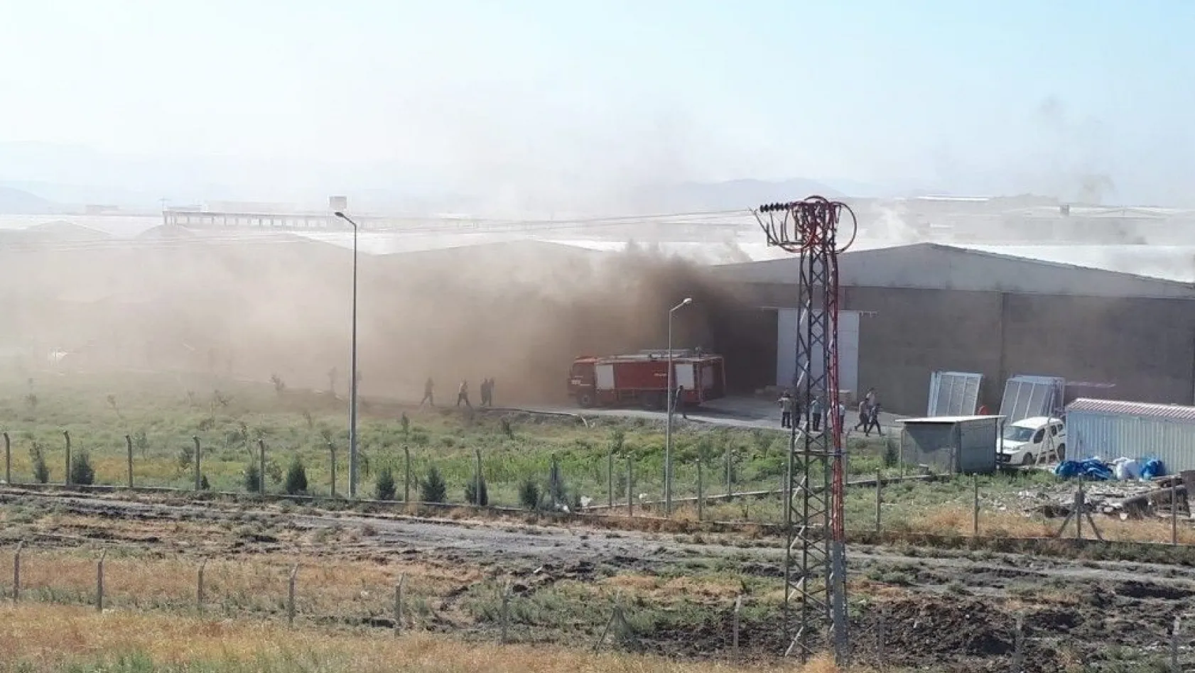 Kahramanmaraş'ta fabrika yangını korkuttu
