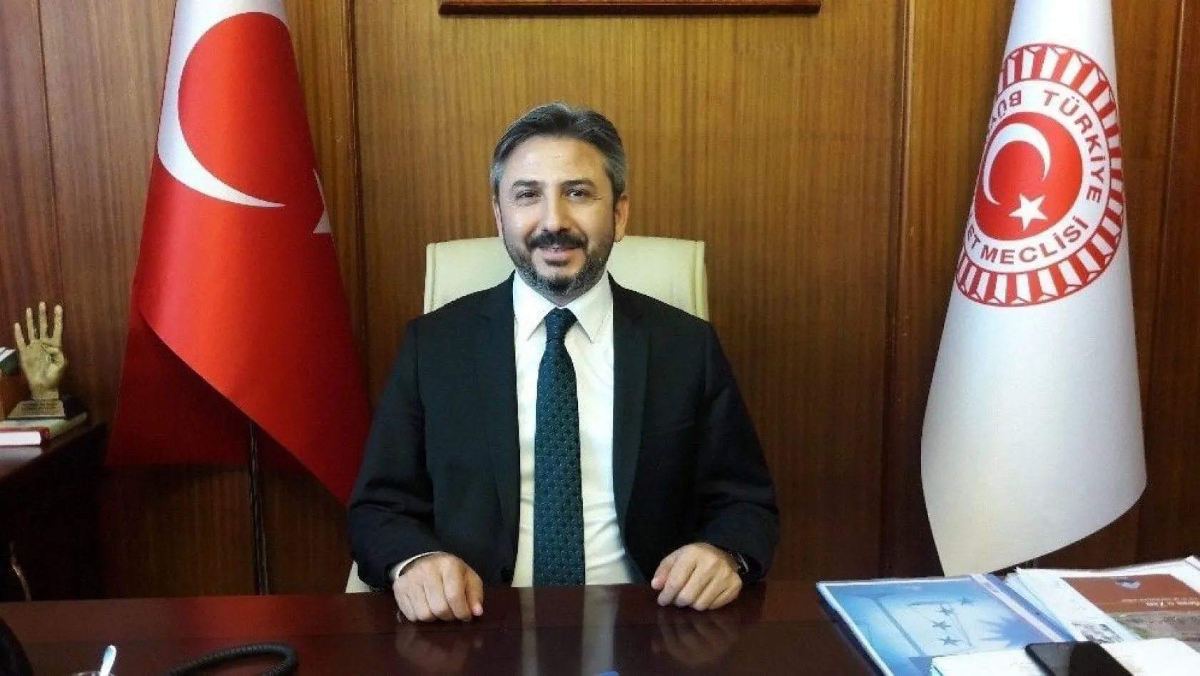 Milletvekili Aydın 30 Ağustos Zafer Bayramını kutladı
