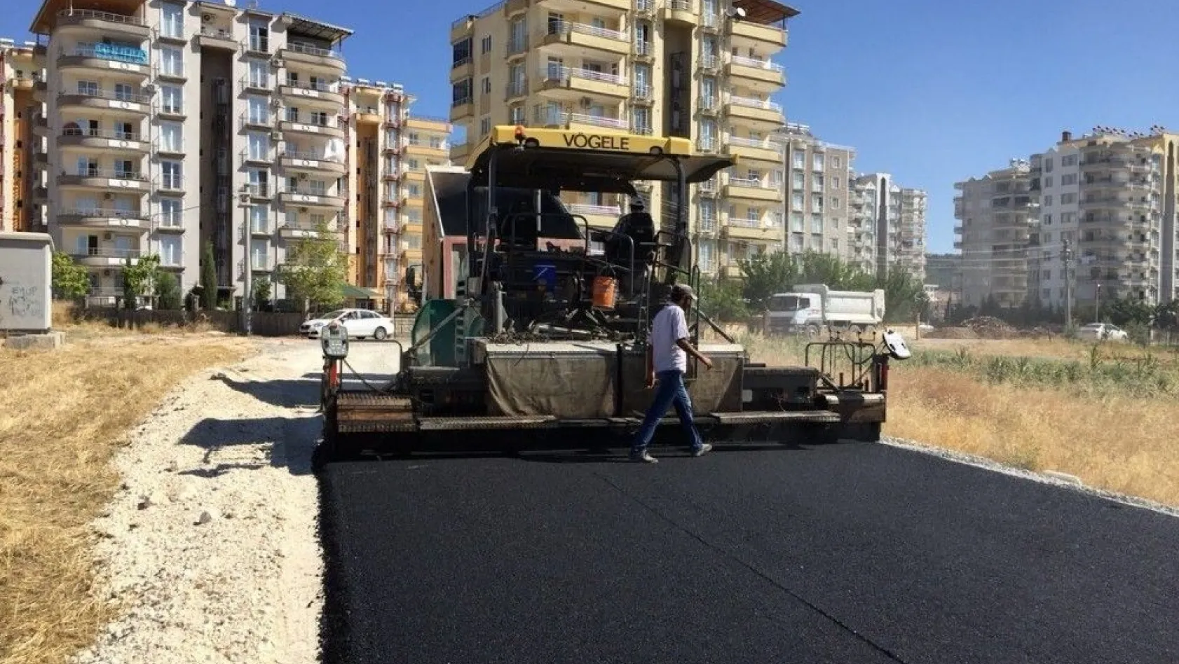 Yeni Mahallede asfalt çalışması yapıldı
