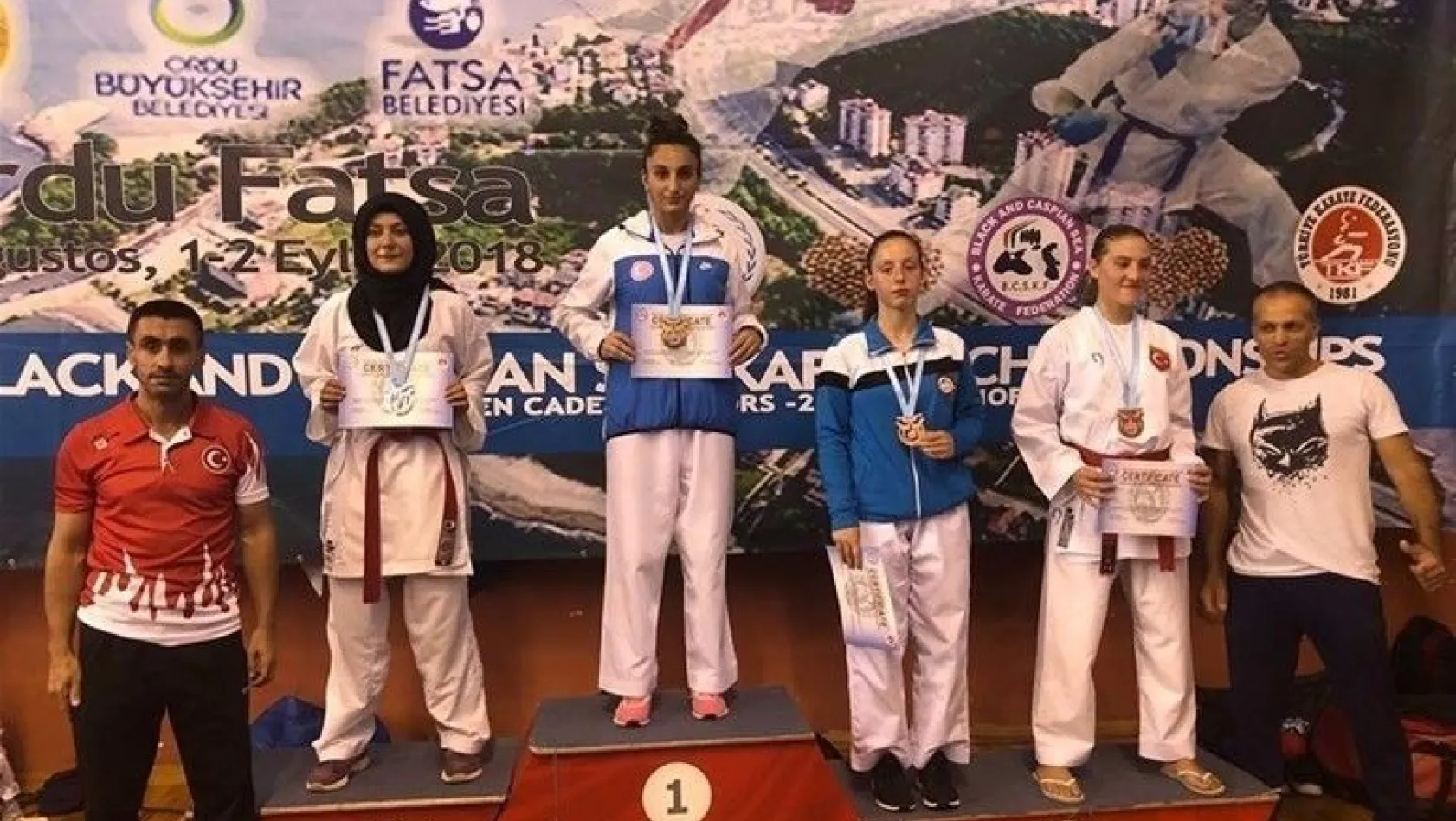 Malatyalı Karateci Fatma Uygur'dan altın madalya
