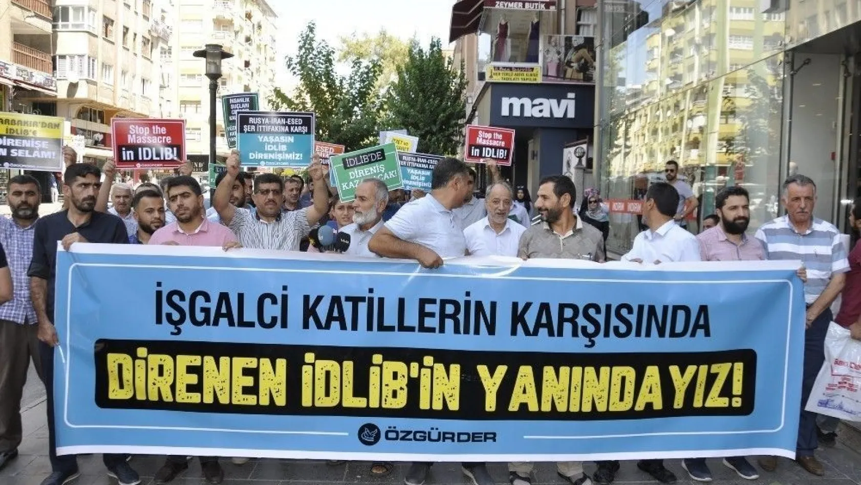 Diyarbakır'da 'İdlib' protestosu
