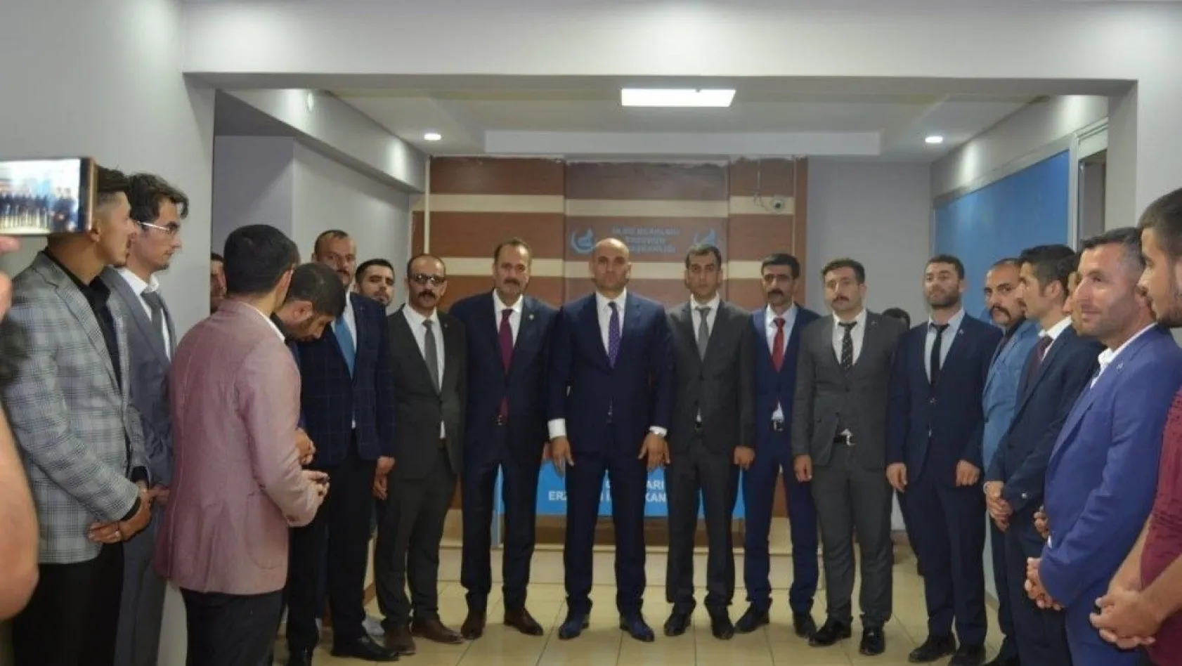 Ülkü Ocakları Genel Başkanı Olcay Kılavuz Erzurum'u ziyaret etti
