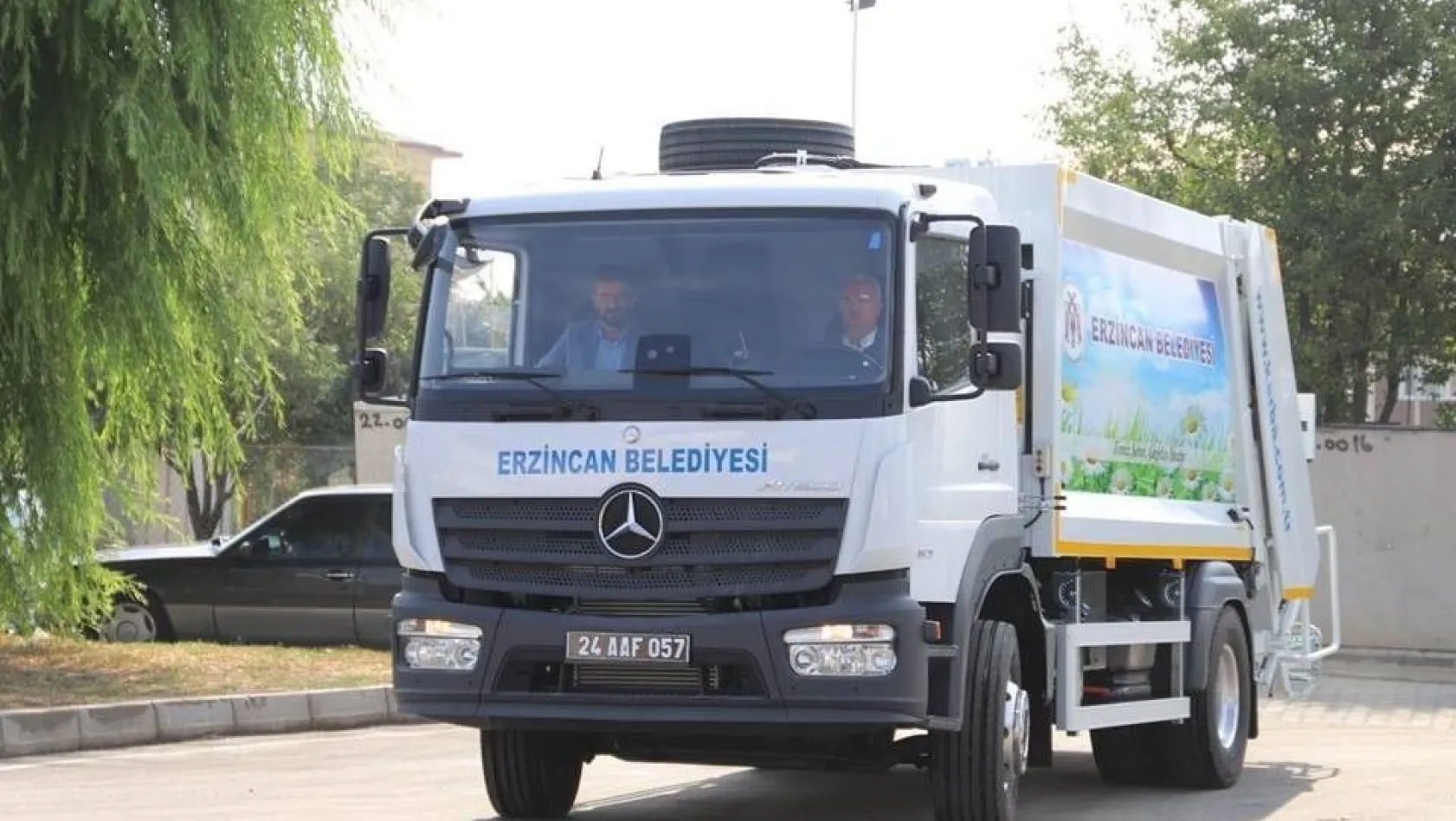 Erzincan Belediyesi araç filosunu genişletiyor
