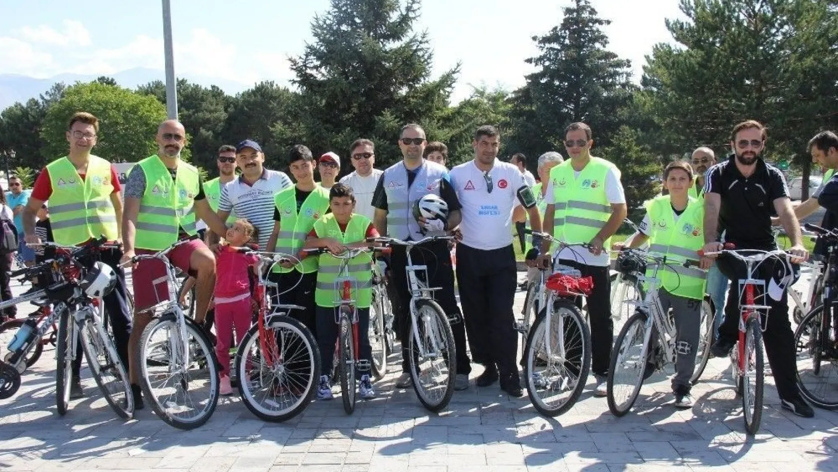 Erzincan'da Sağlıklı Yaşam için Bisiklet turu düzenlendi

